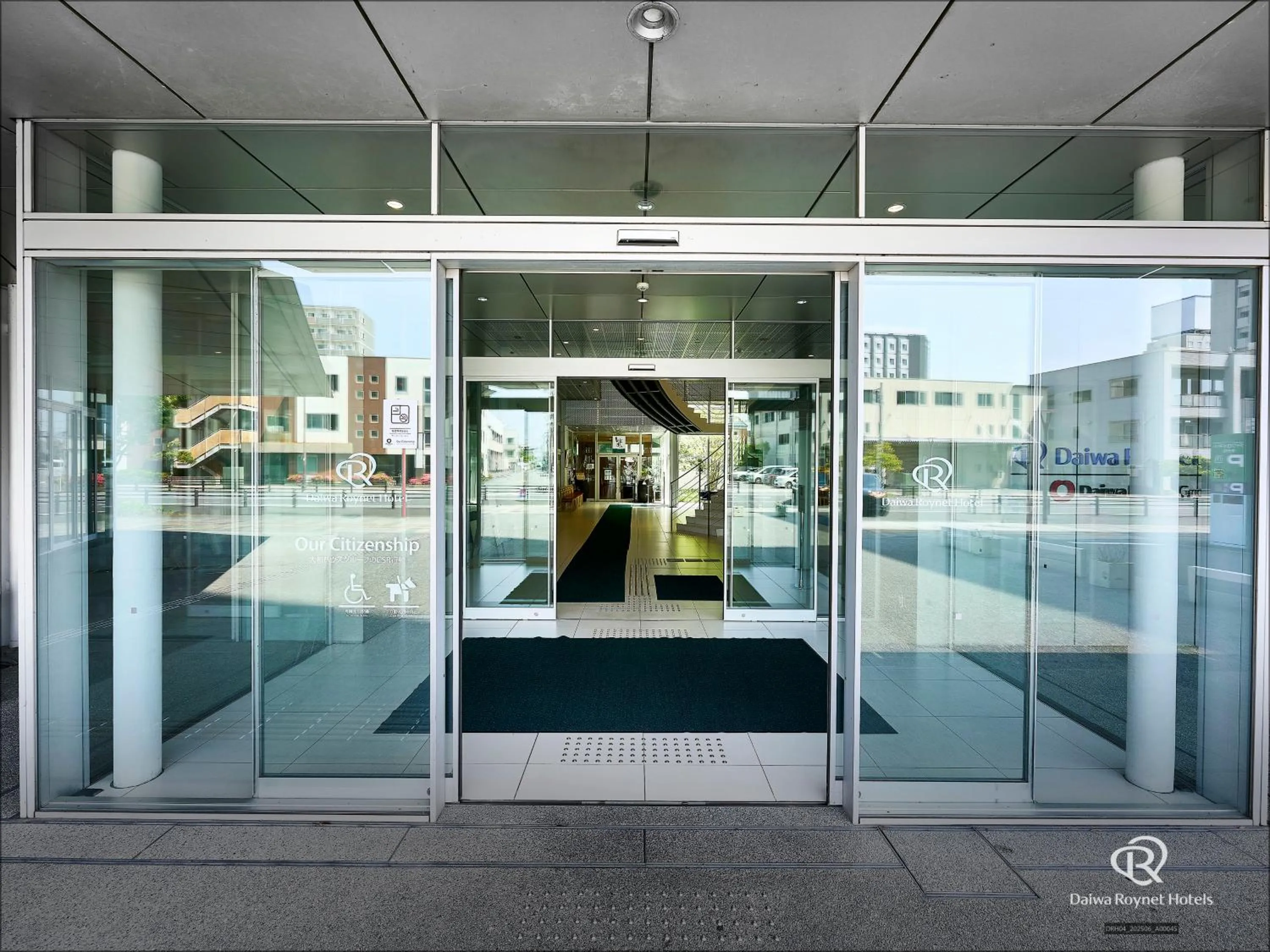 Facade/entrance in Daiwa Roynet Hotel Numazu