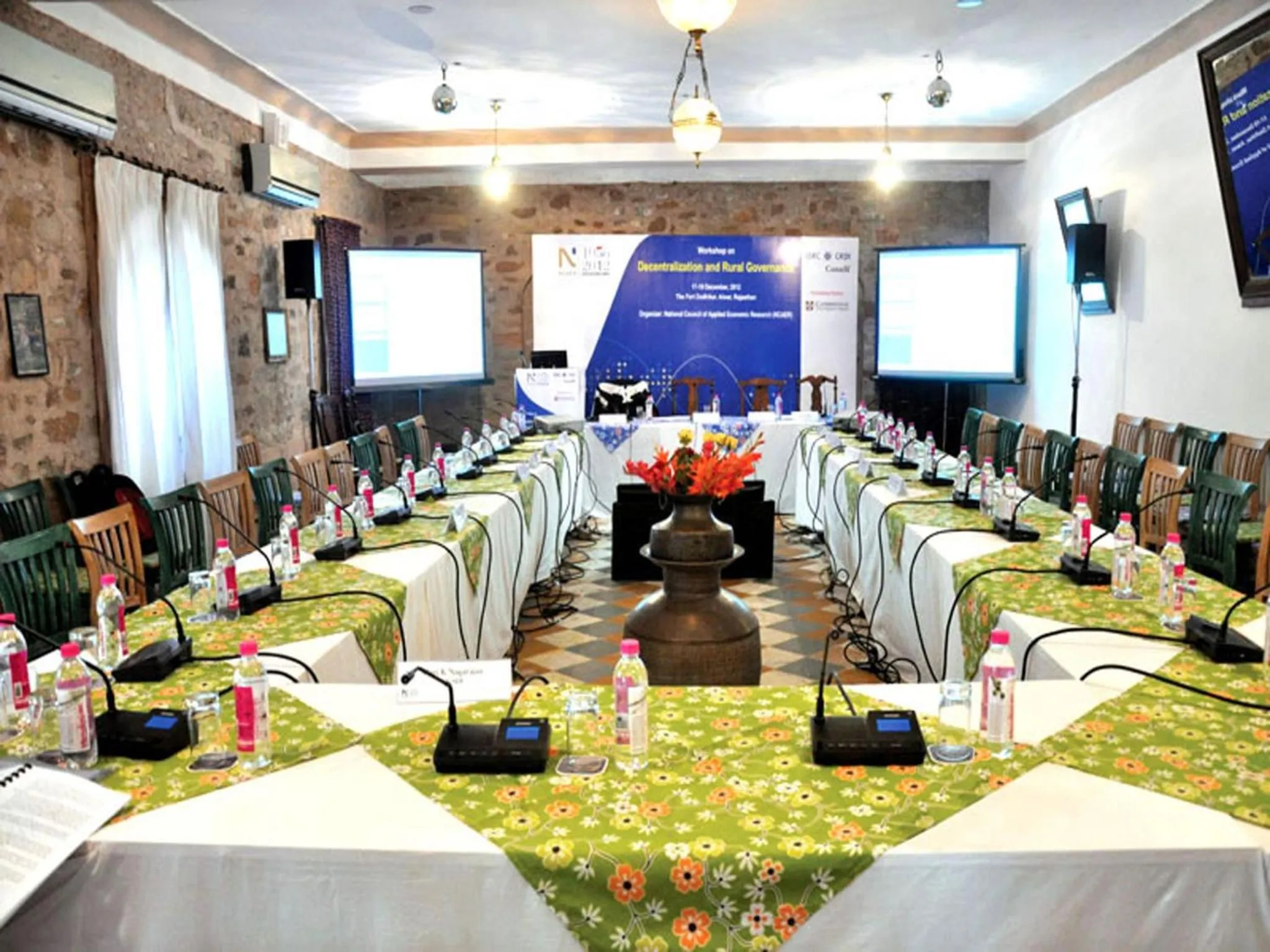 Banquet/Function facilities in Fort Dadhikar, Alwar