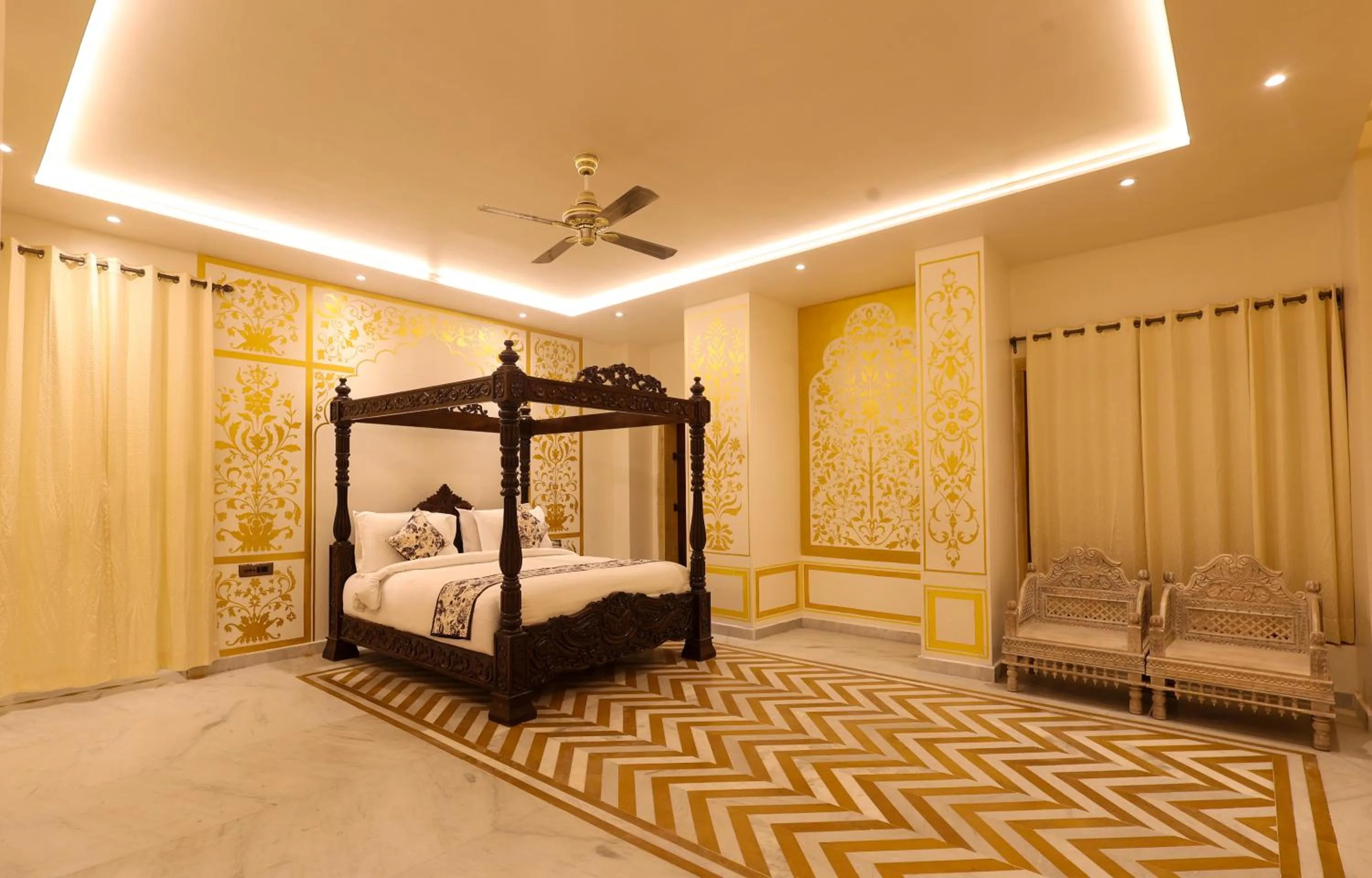 Bed in Fort Dadhikar, Alwar