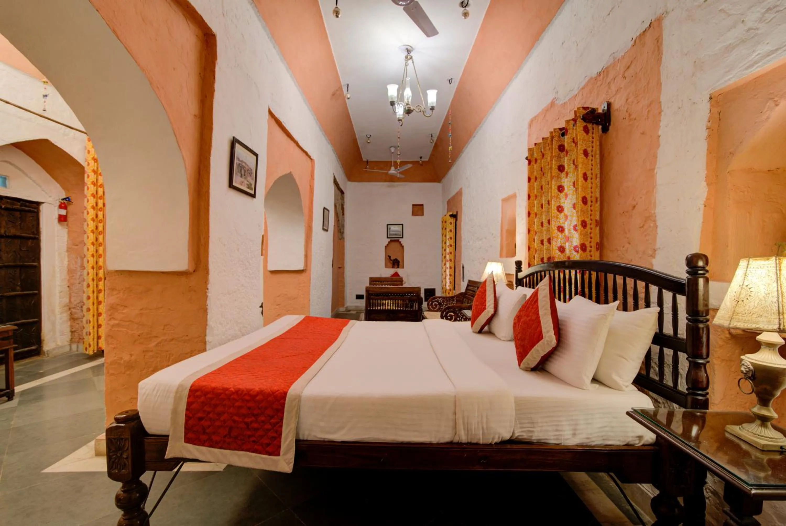 Bed in Fort Dadhikar, Alwar