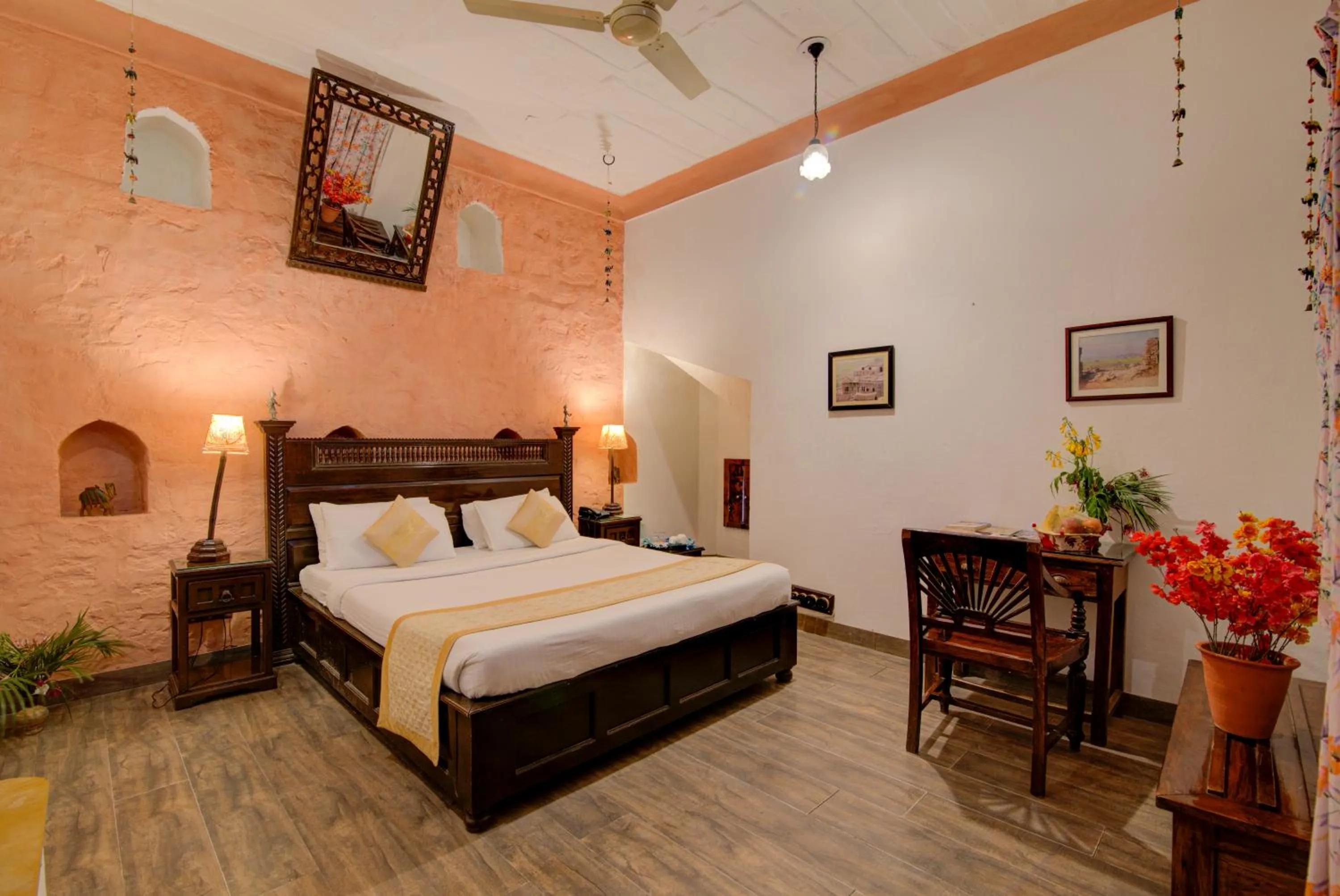 Bed in Fort Dadhikar, Alwar