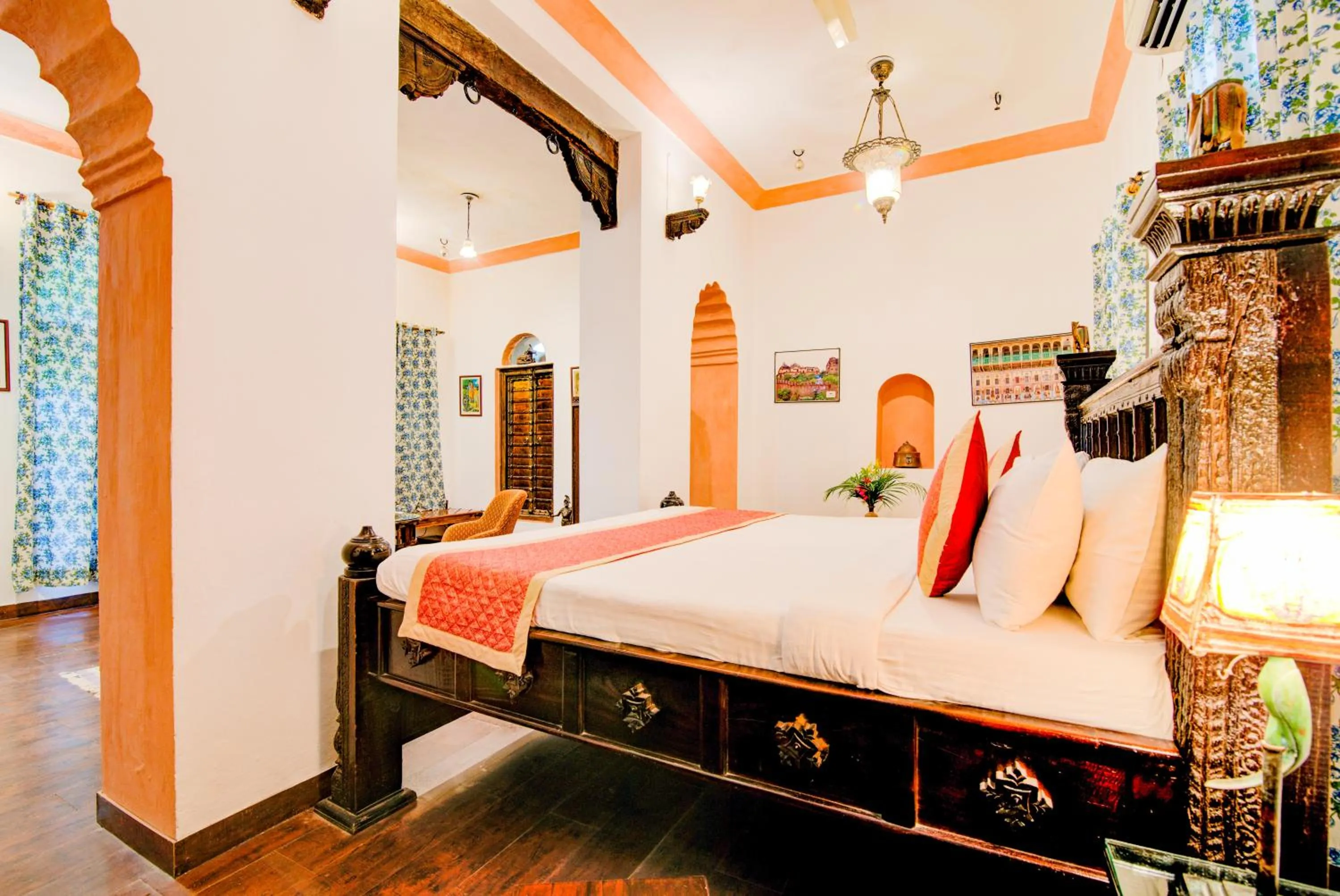 Bed in Fort Dadhikar, Alwar