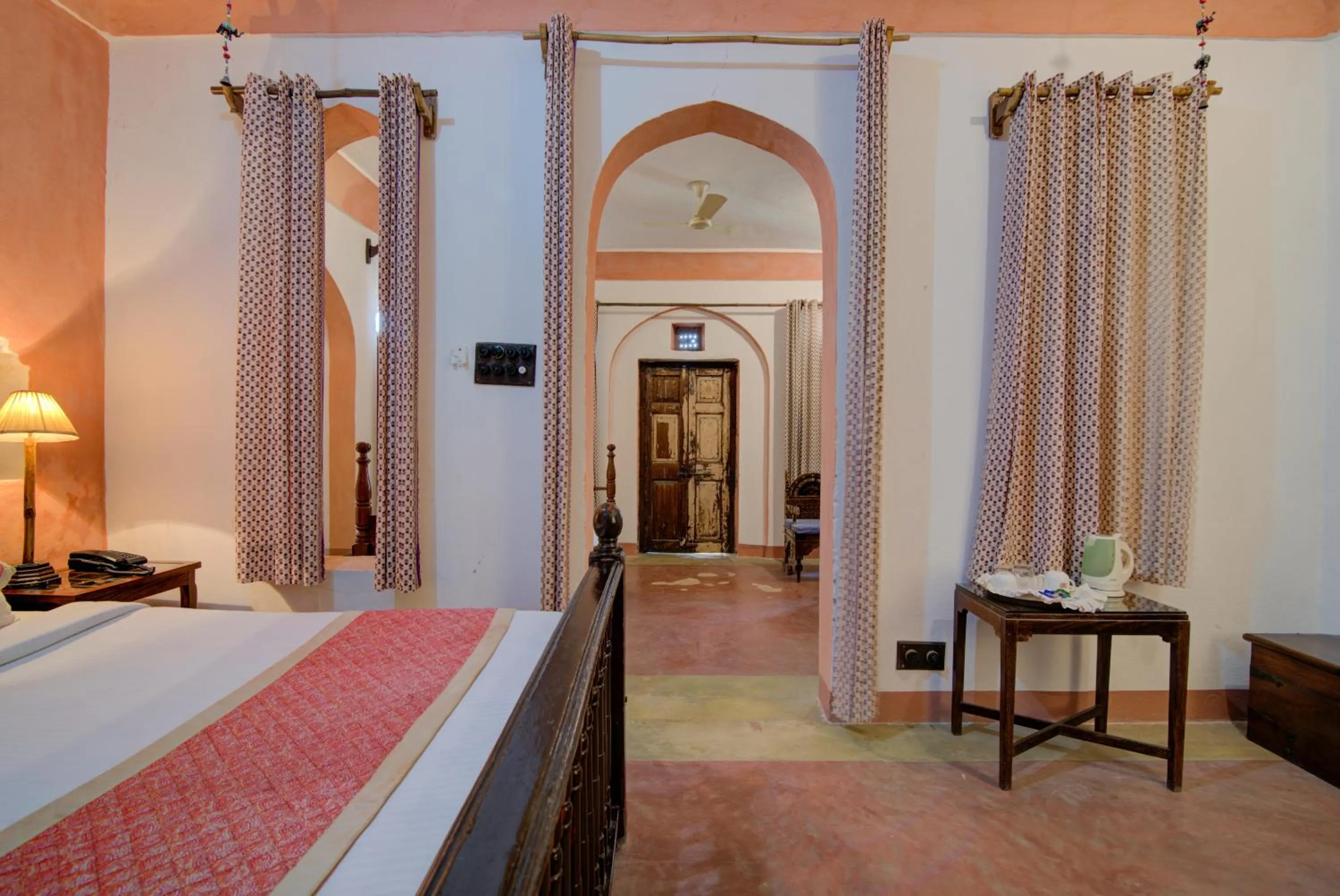 Bed in Fort Dadhikar, Alwar