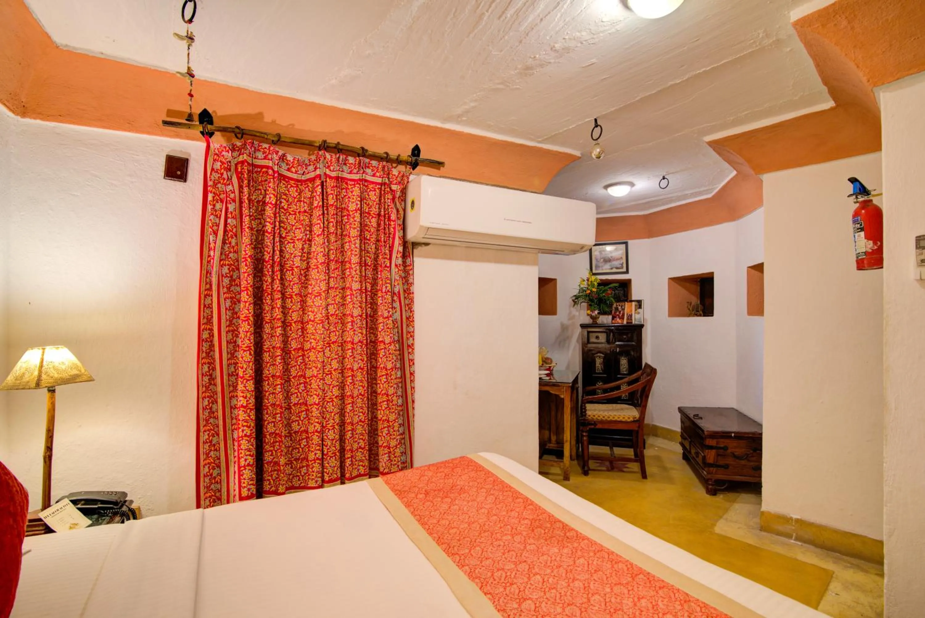 Photo of the whole room, Bed in Fort Dadhikar, Alwar