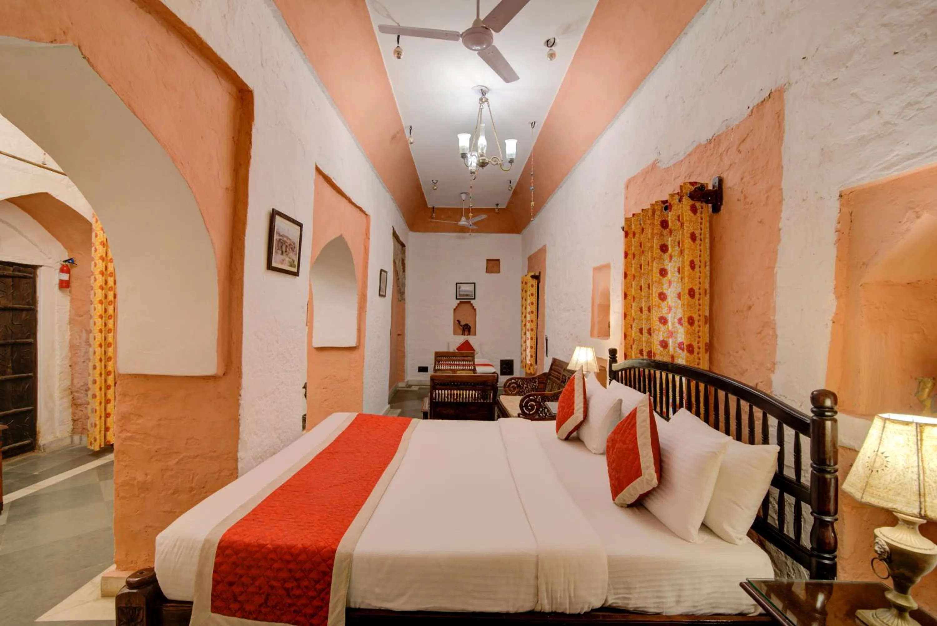 Bed in Fort Dadhikar, Alwar