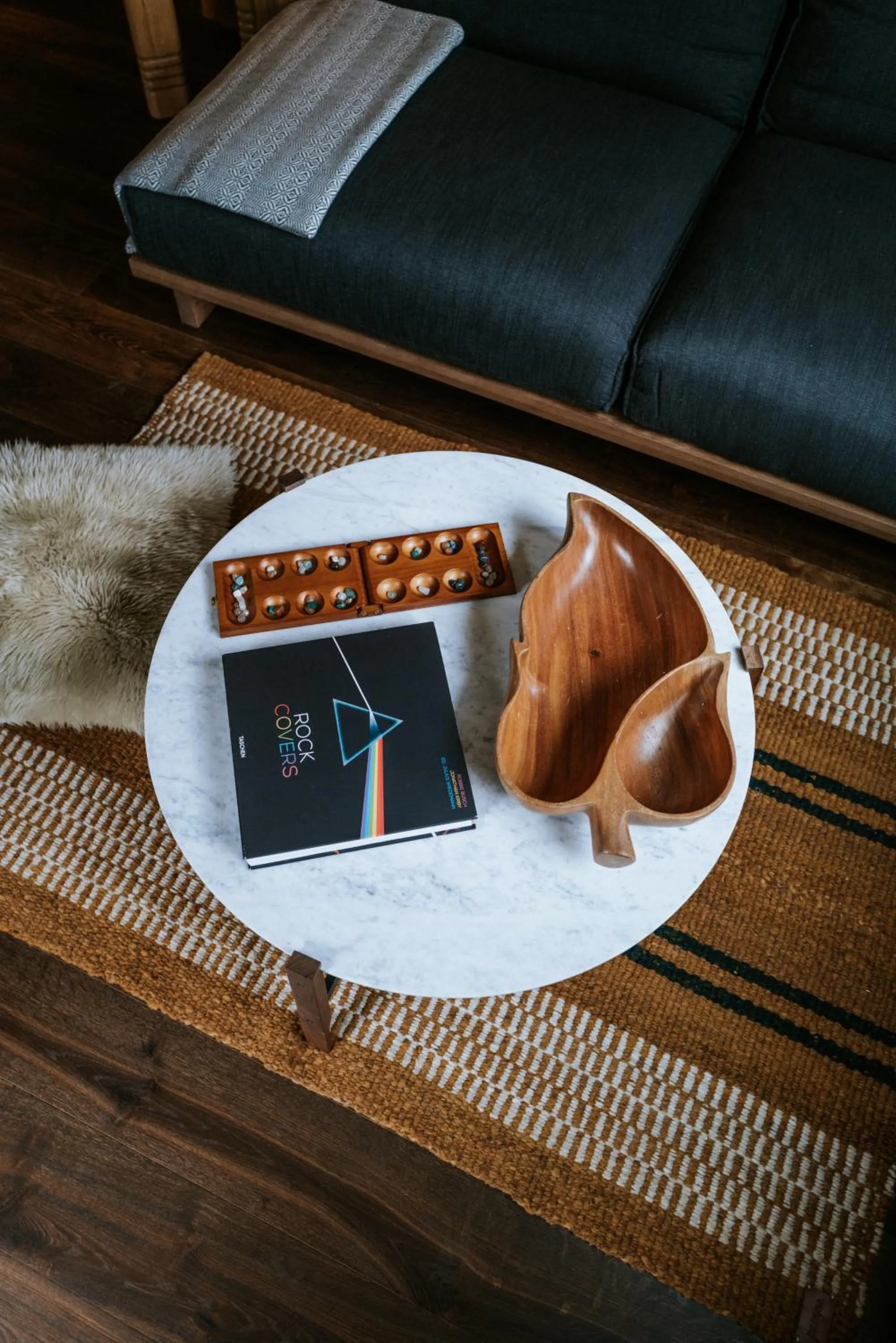 Decorative detail in The Leeway