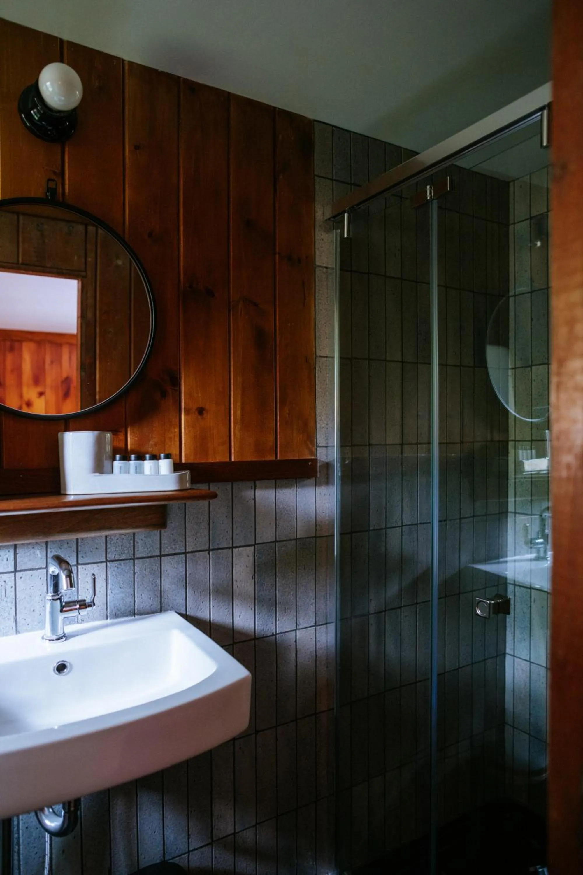 Shower in The Leeway