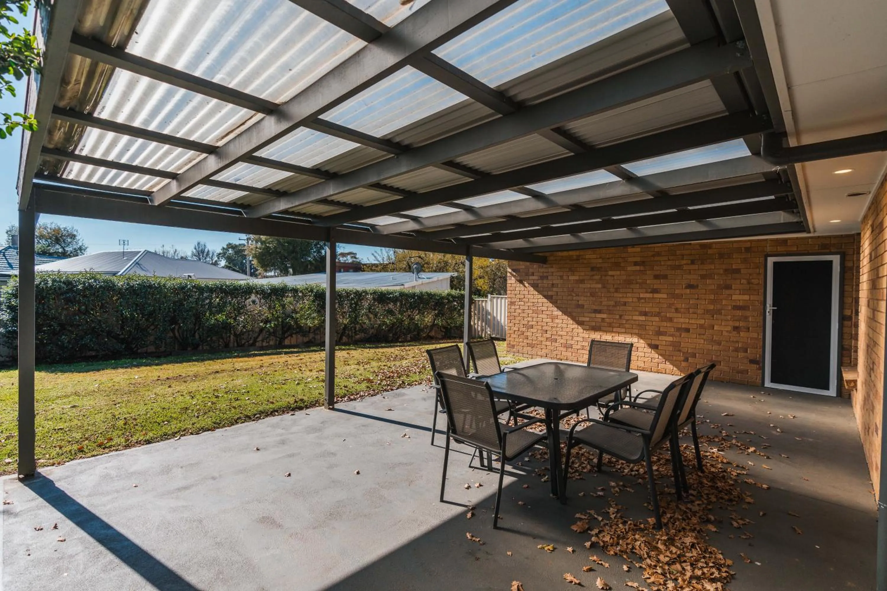 Balcony/Terrace in West End Motor Lodge