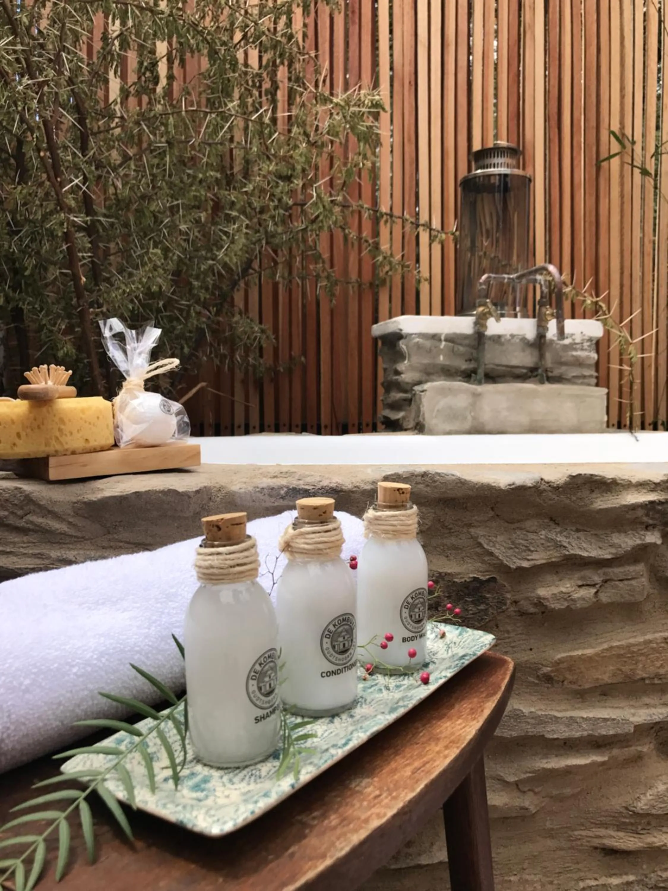 Bathroom in De Kombuys