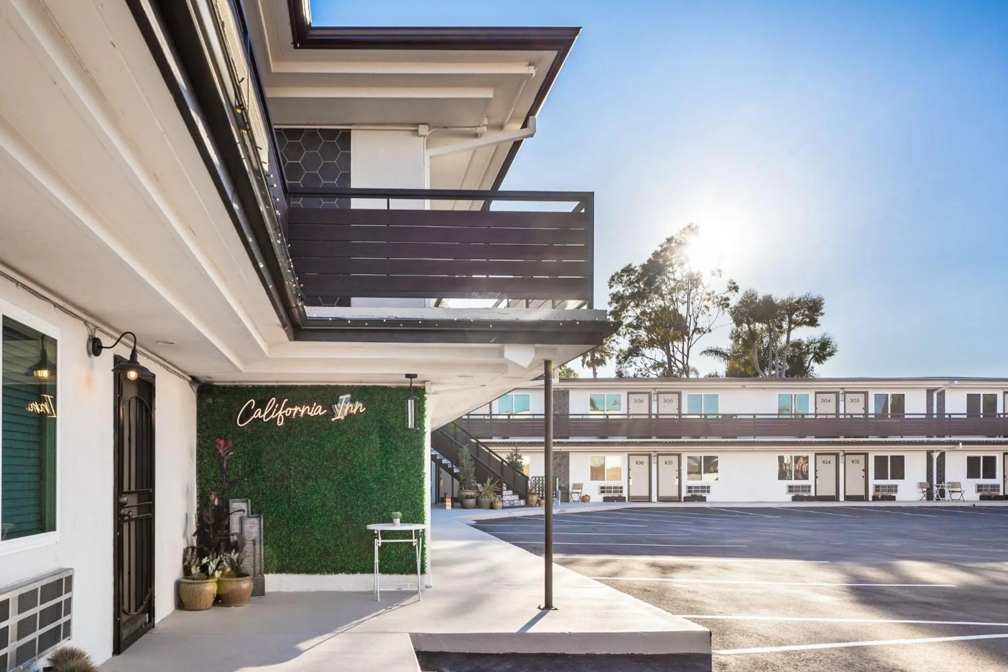 California Inn
