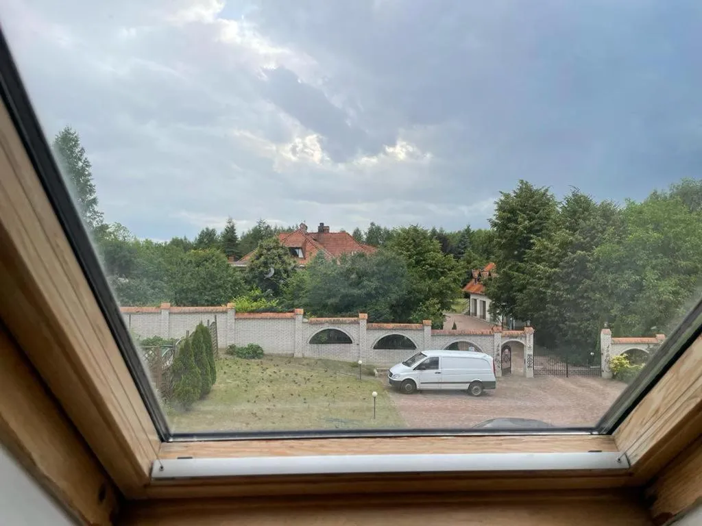 Villa Regina - Spokojna okolica - 100 metrów od lasu - blisko szpitala