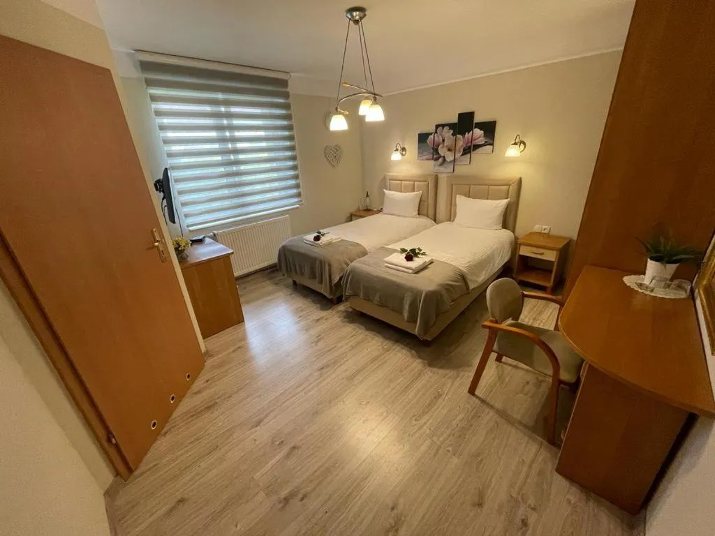 Bed in Villa Regina - Spokojna okolica - 100 metrów od lasu - blisko szpitala