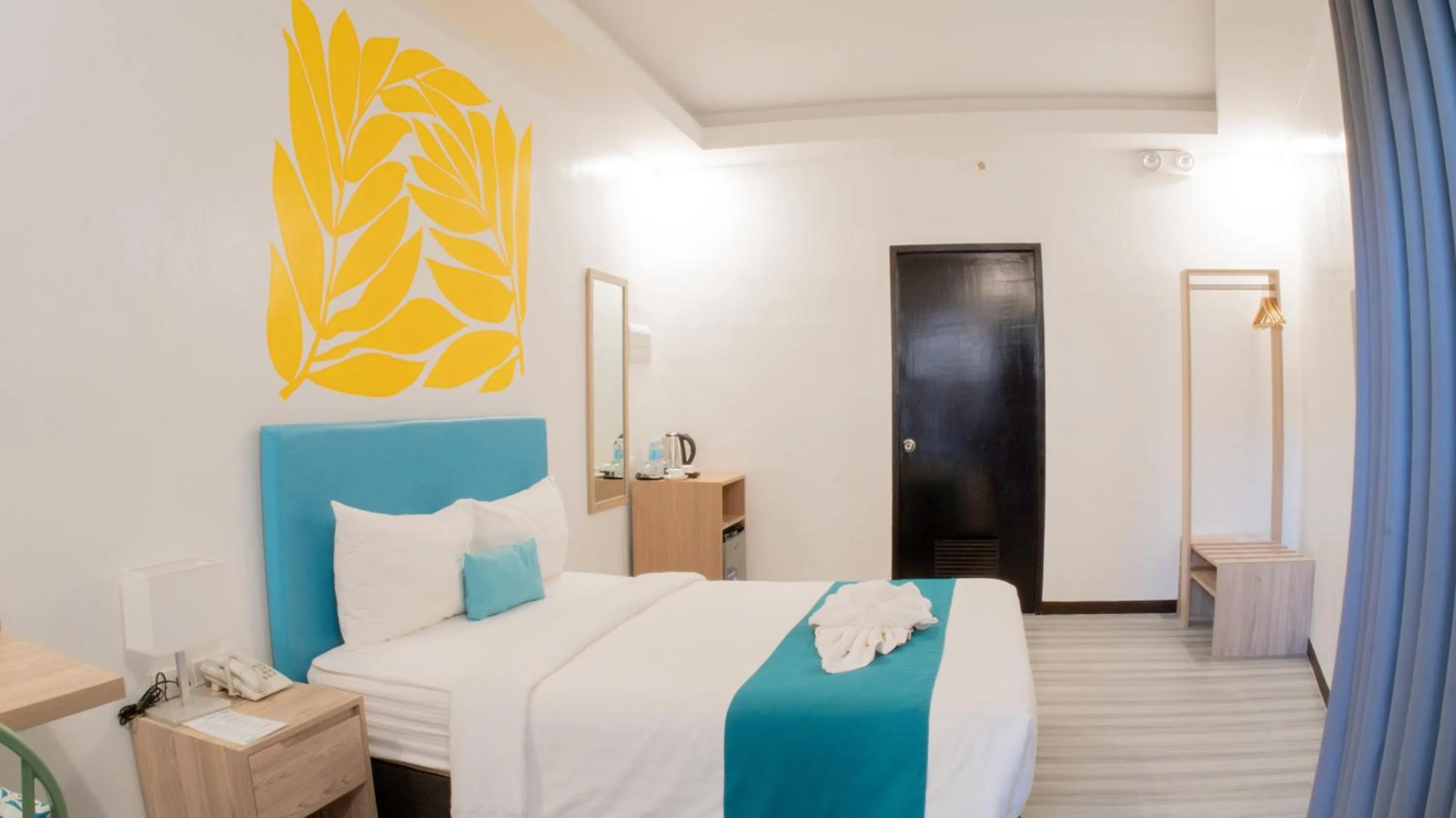 Bedroom, Bed in Boracay Sea View Hotel