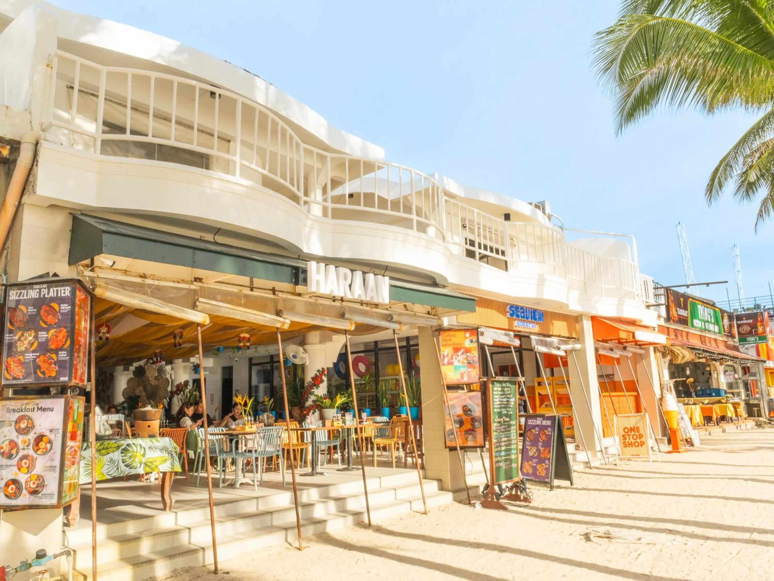 Property building in Boracay Sea View Hotel