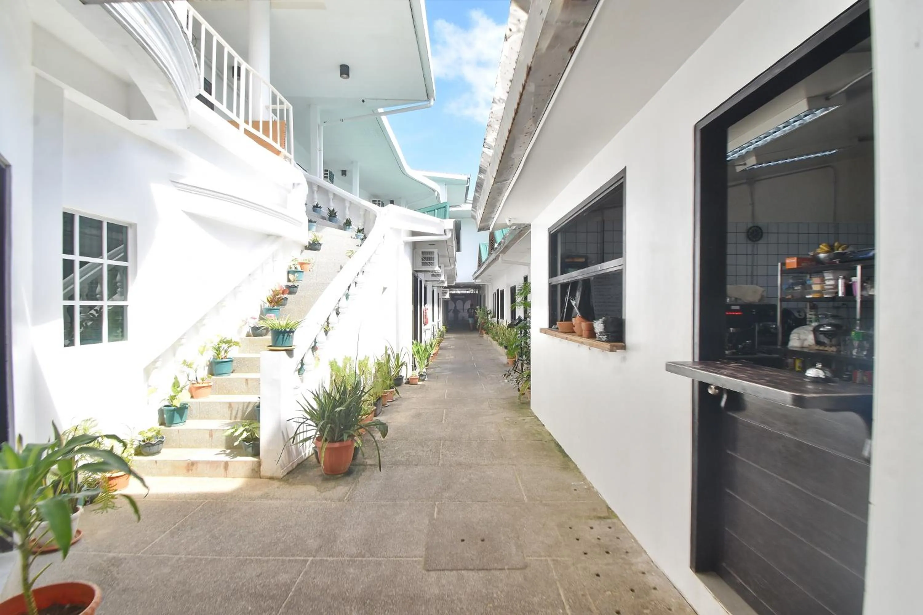 Property building in Boracay Sea View Hotel