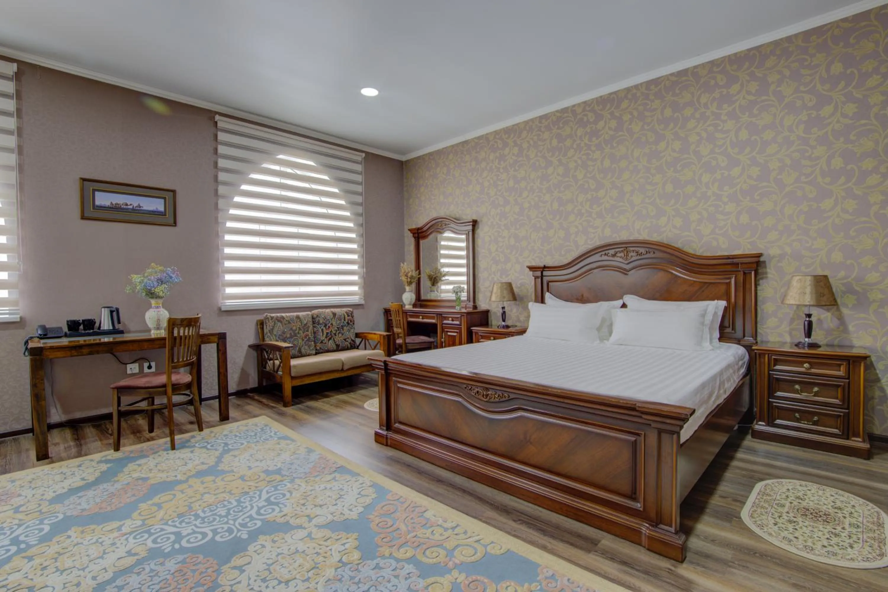 Bed in Shah Palace Hotel