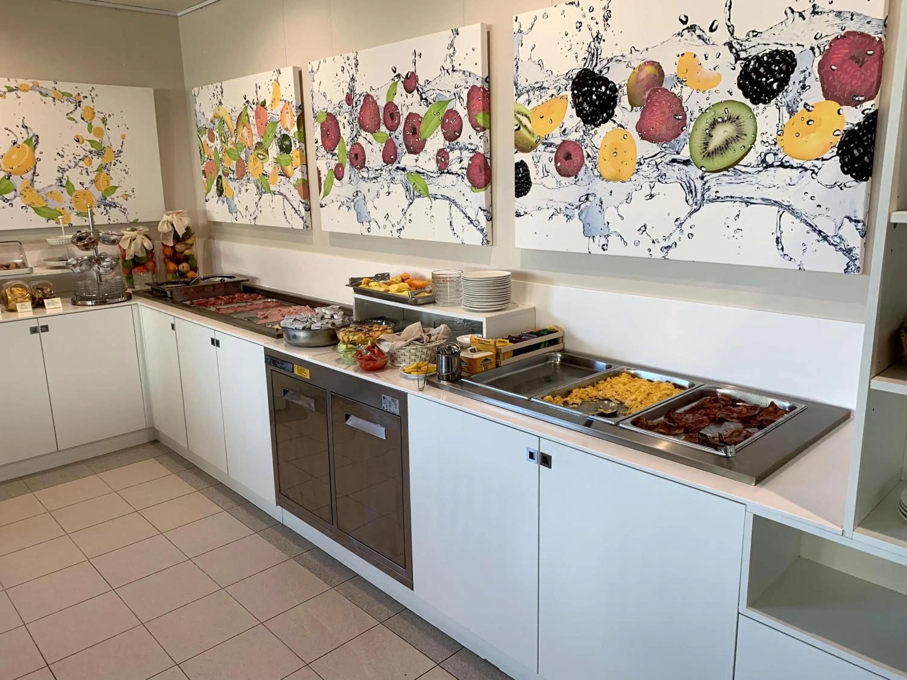 Breakfast in Hotel Miramare