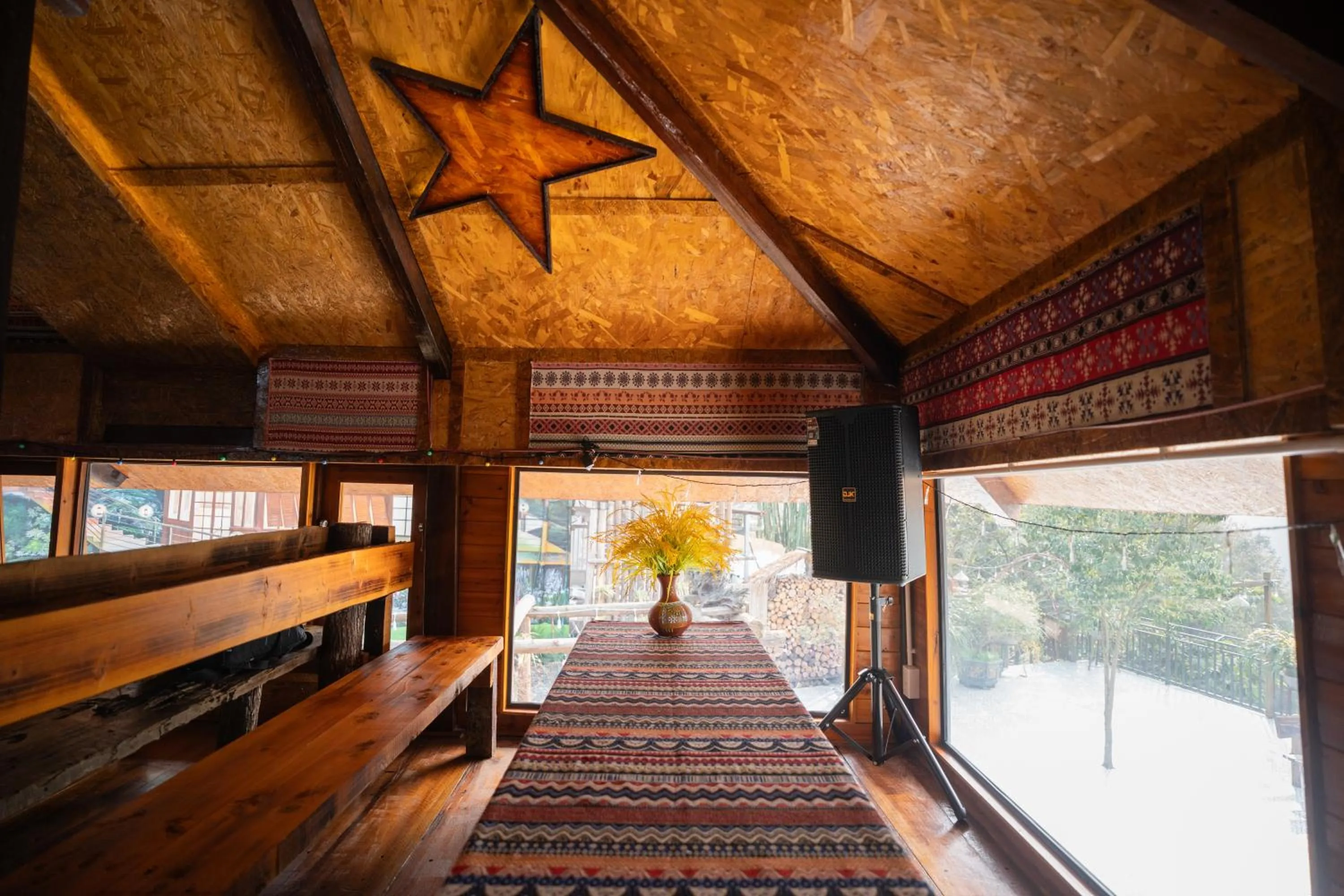 Sinai Bungalow & Hotel SaPa