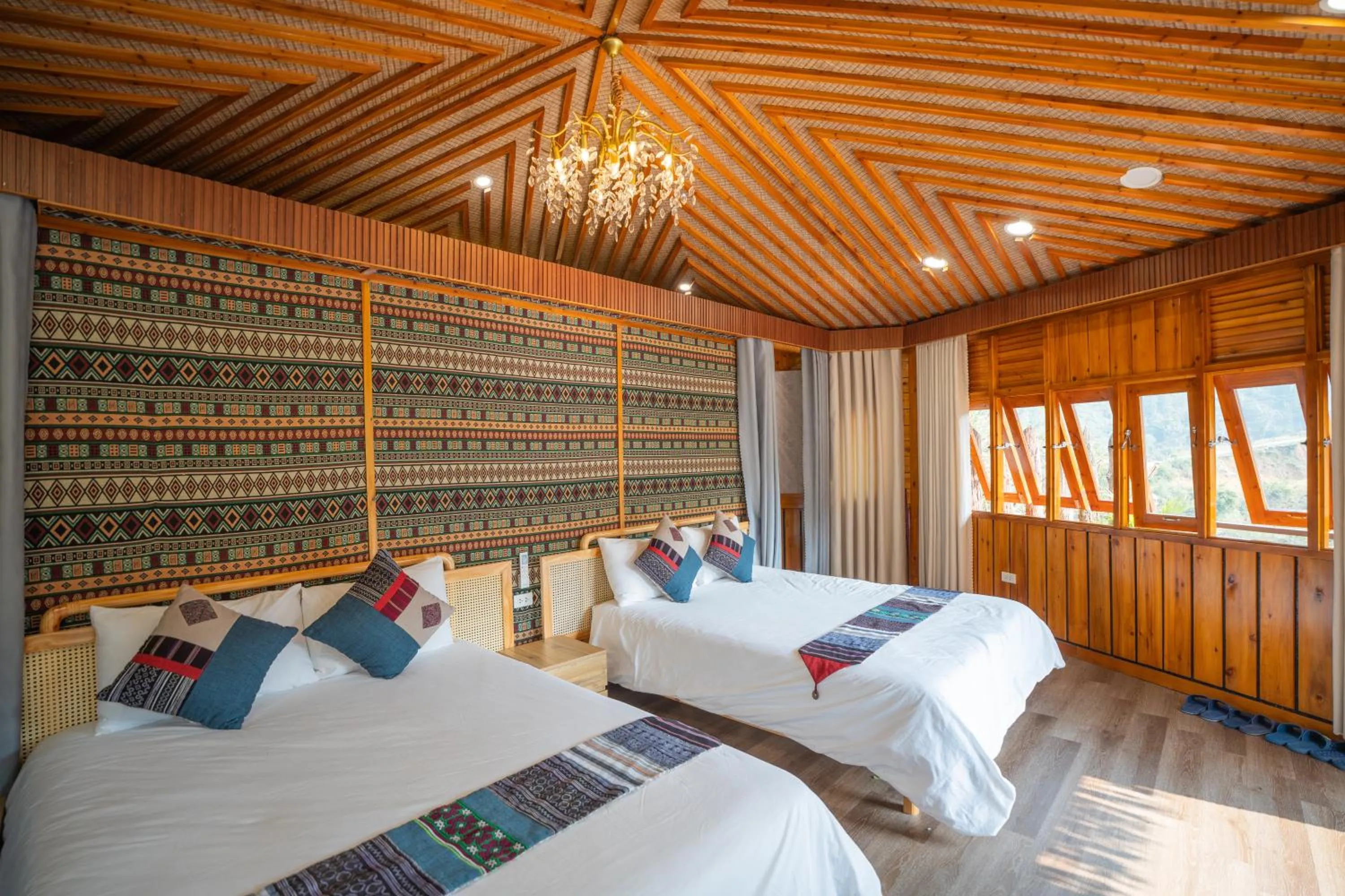 Bed in Sinai Bungalow & Hotel SaPa