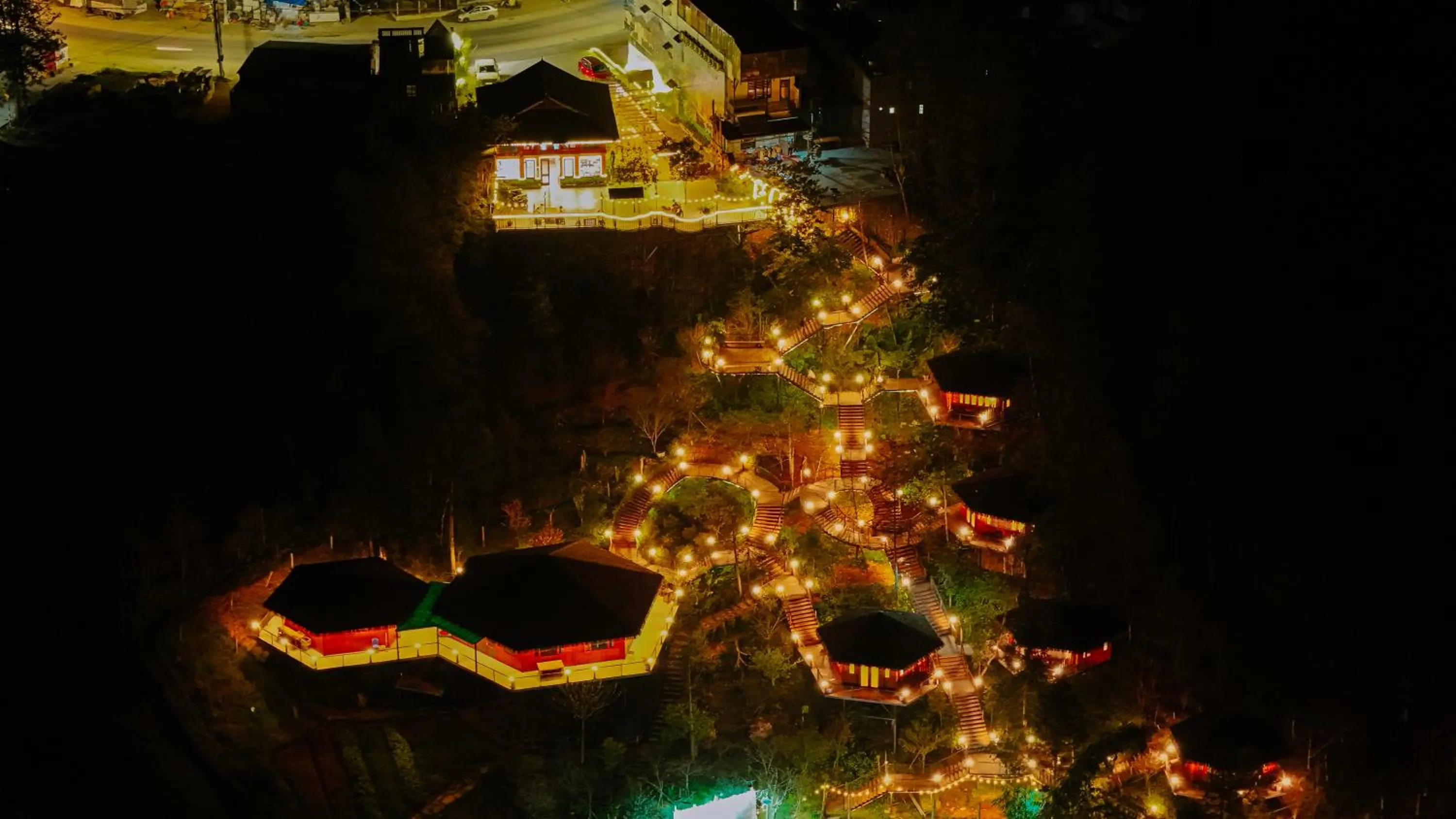 Sinai Bungalow & Hotel SaPa