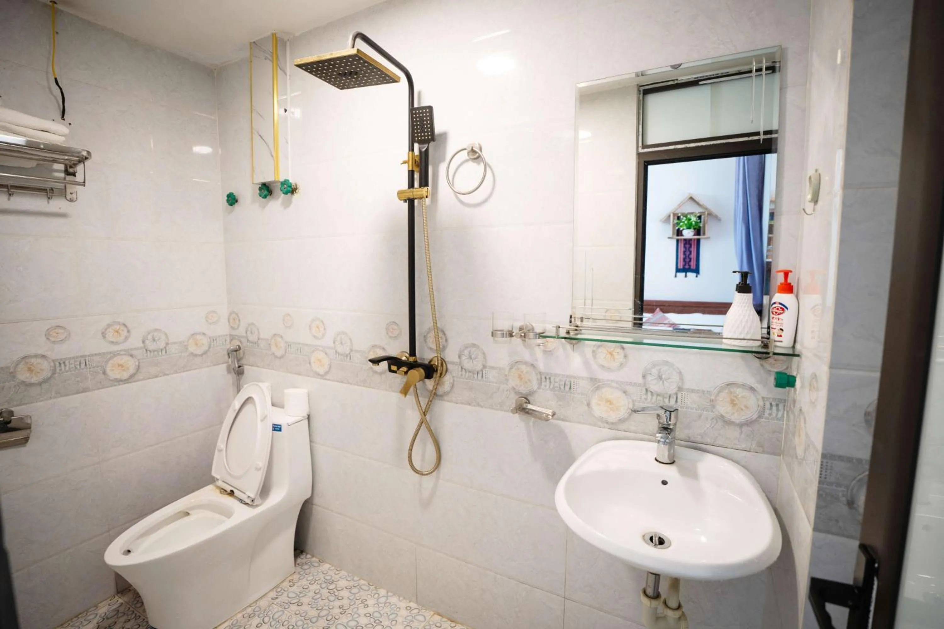 Sinai Bungalow & Hotel SaPa