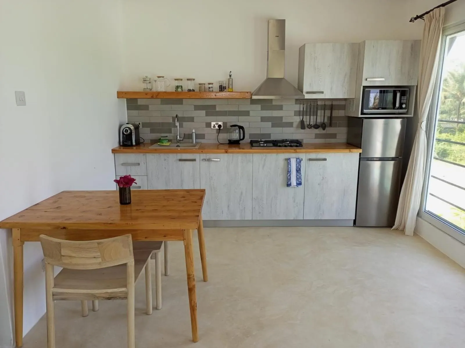 Kitchen or kitchenette in Sonrisa Villas