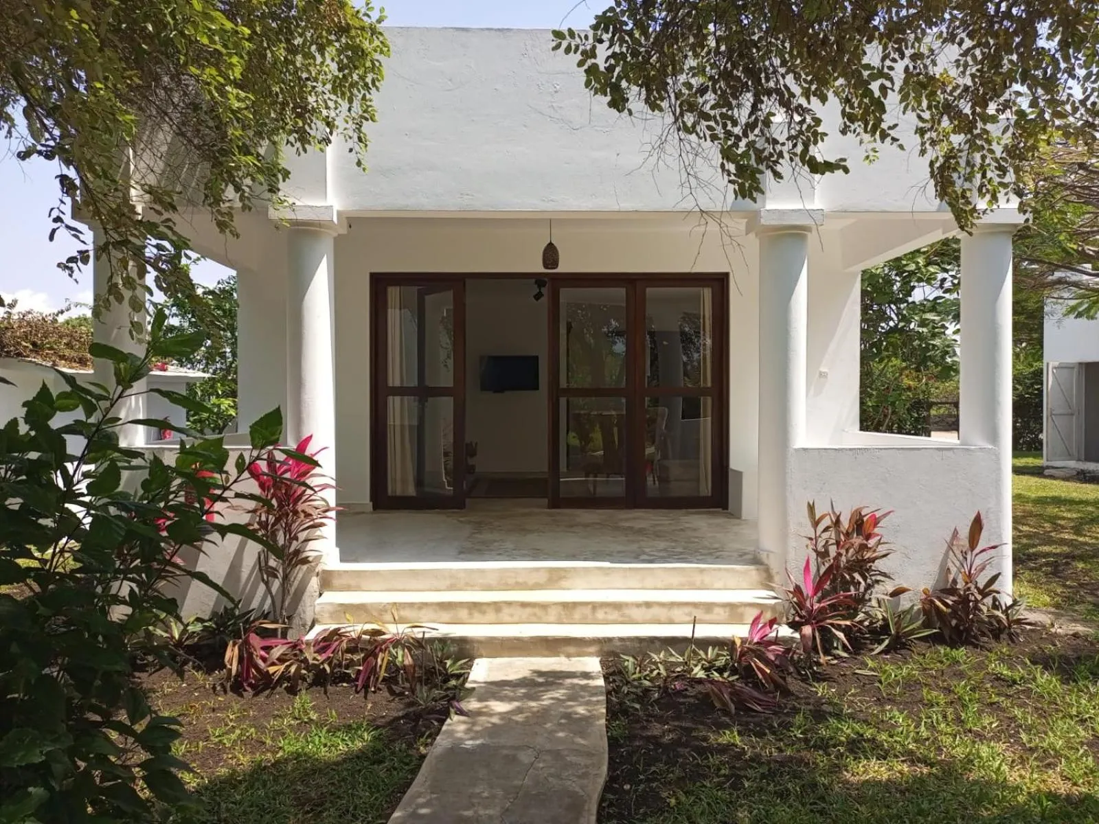 Garden view in Sonrisa Villas