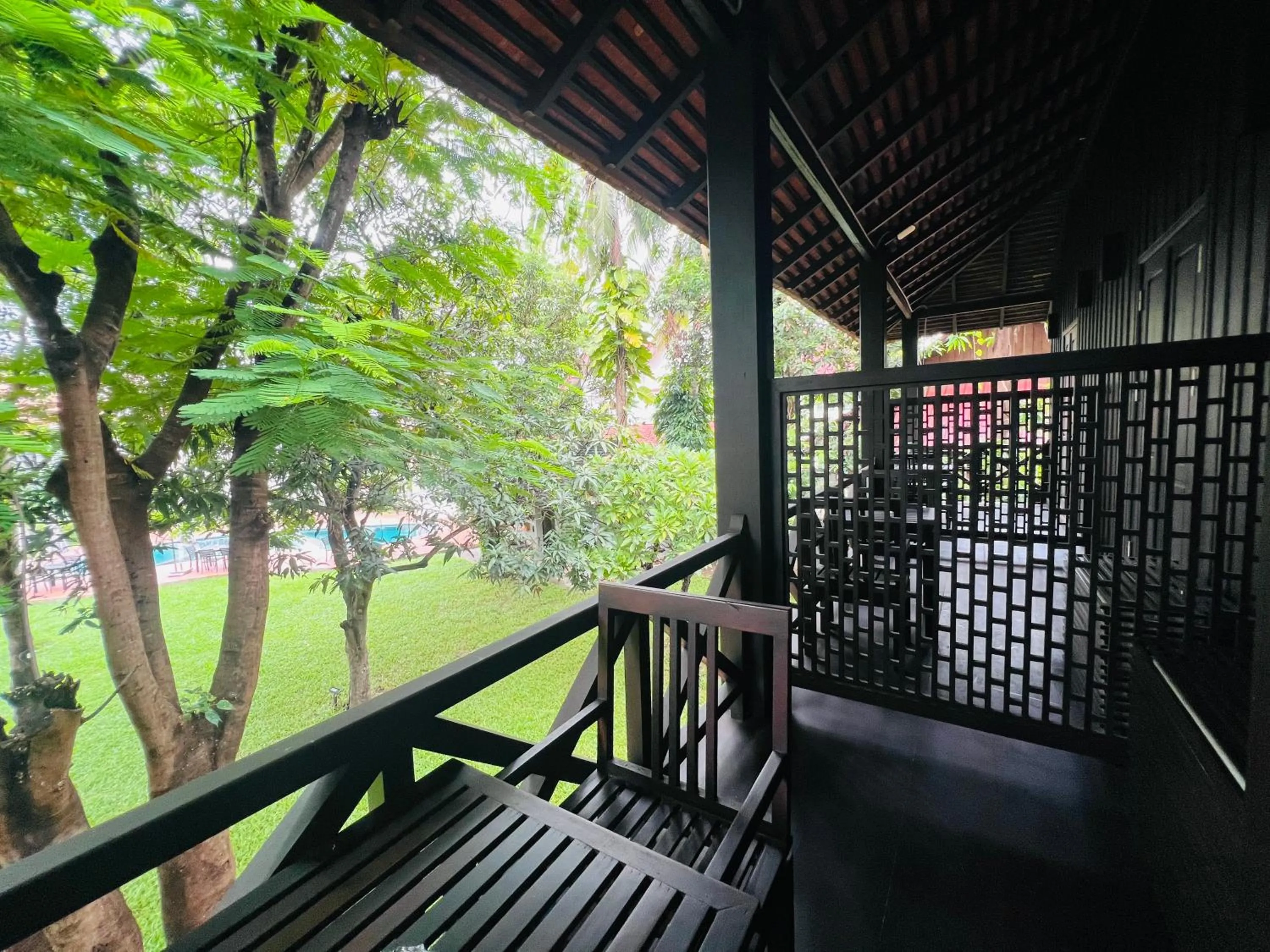 Balcony/Terrace in Meuangluang Hotel