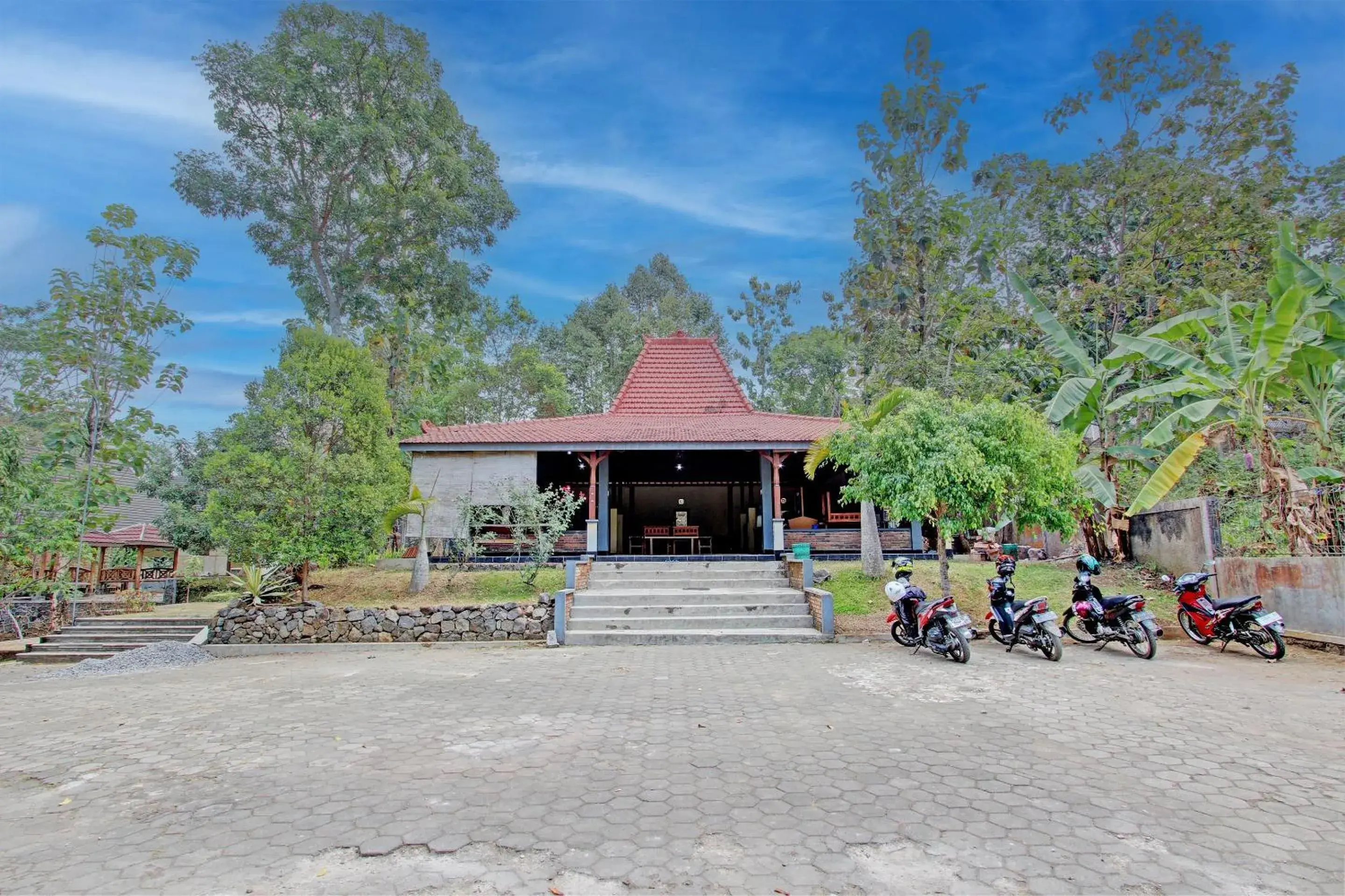 Hotel O Mtc Bunk Bed Hotel O Mtc Bunk Bed