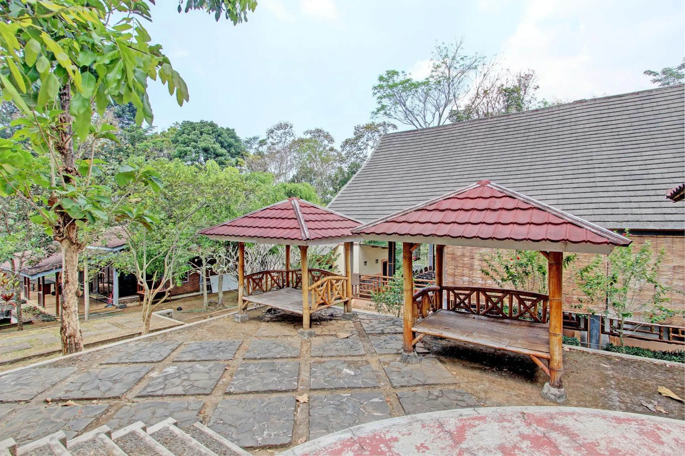 Lobby or reception in Hotel O Mtc Bunk Bed