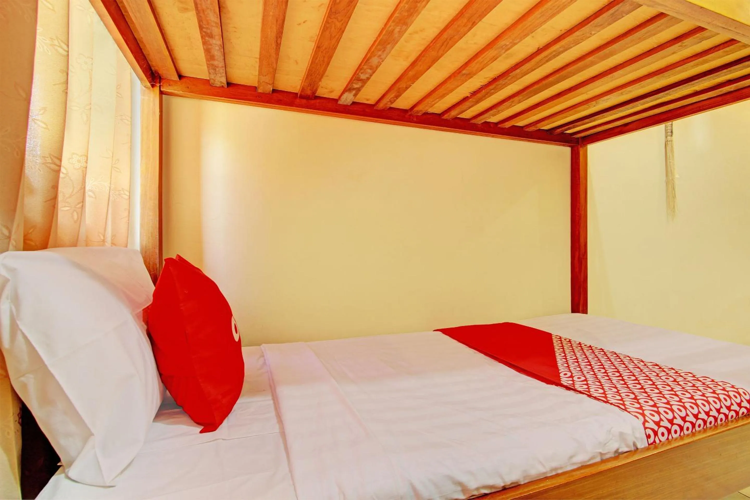 Bedroom, Bed in Hotel O Mtc Bunk Bed