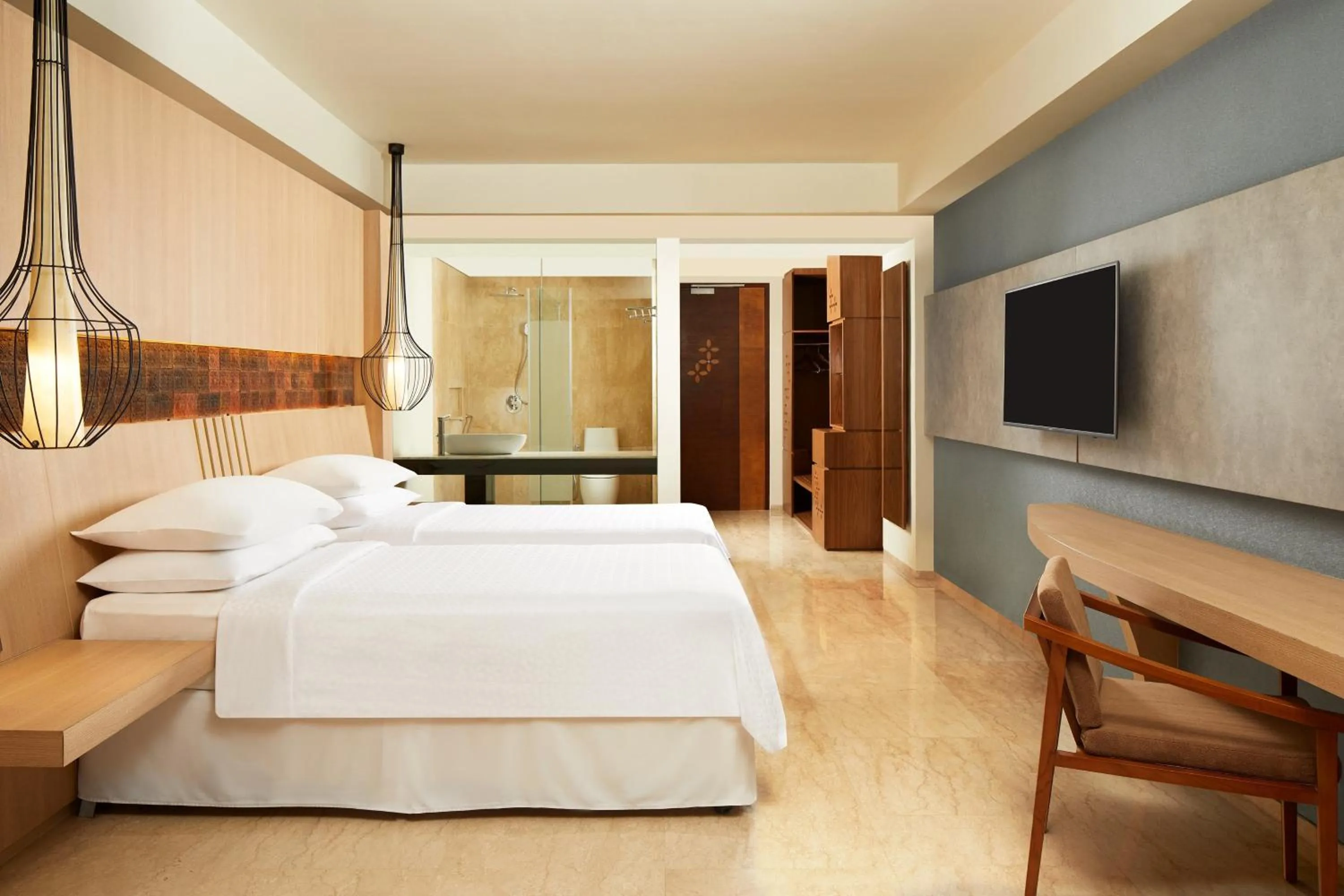 Photo of the whole room, Bed in Four Points by Sheraton Bali, Ungasan