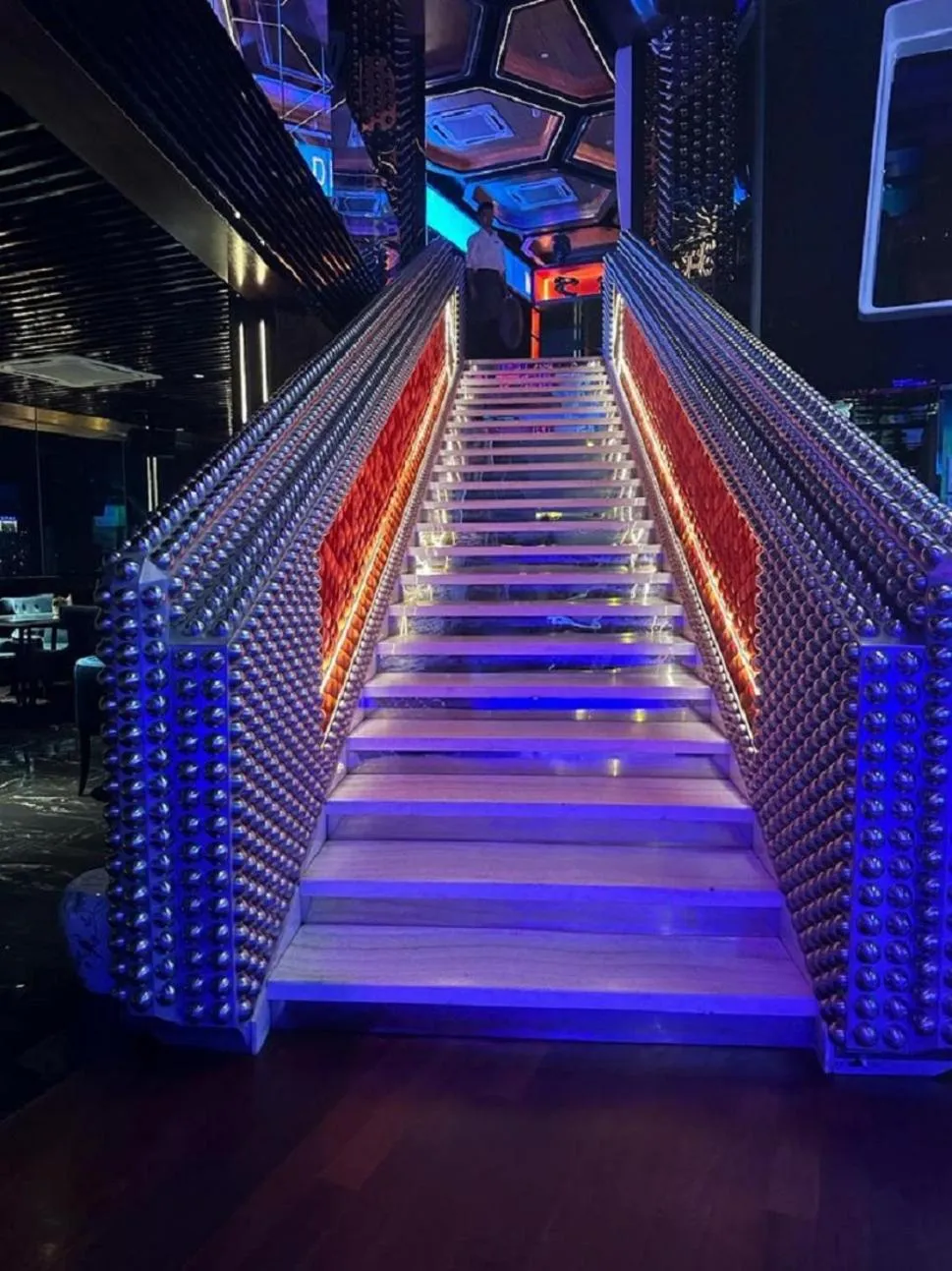 Restaurant/places to eat in The Platinum KLCC Luxury Suite