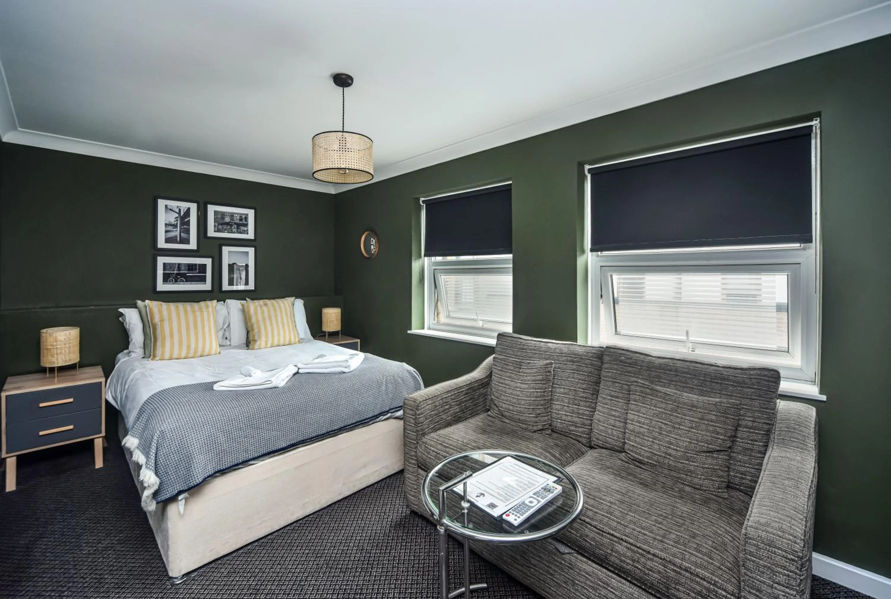 Bedroom, Bed in Old Ship Inn Hackney