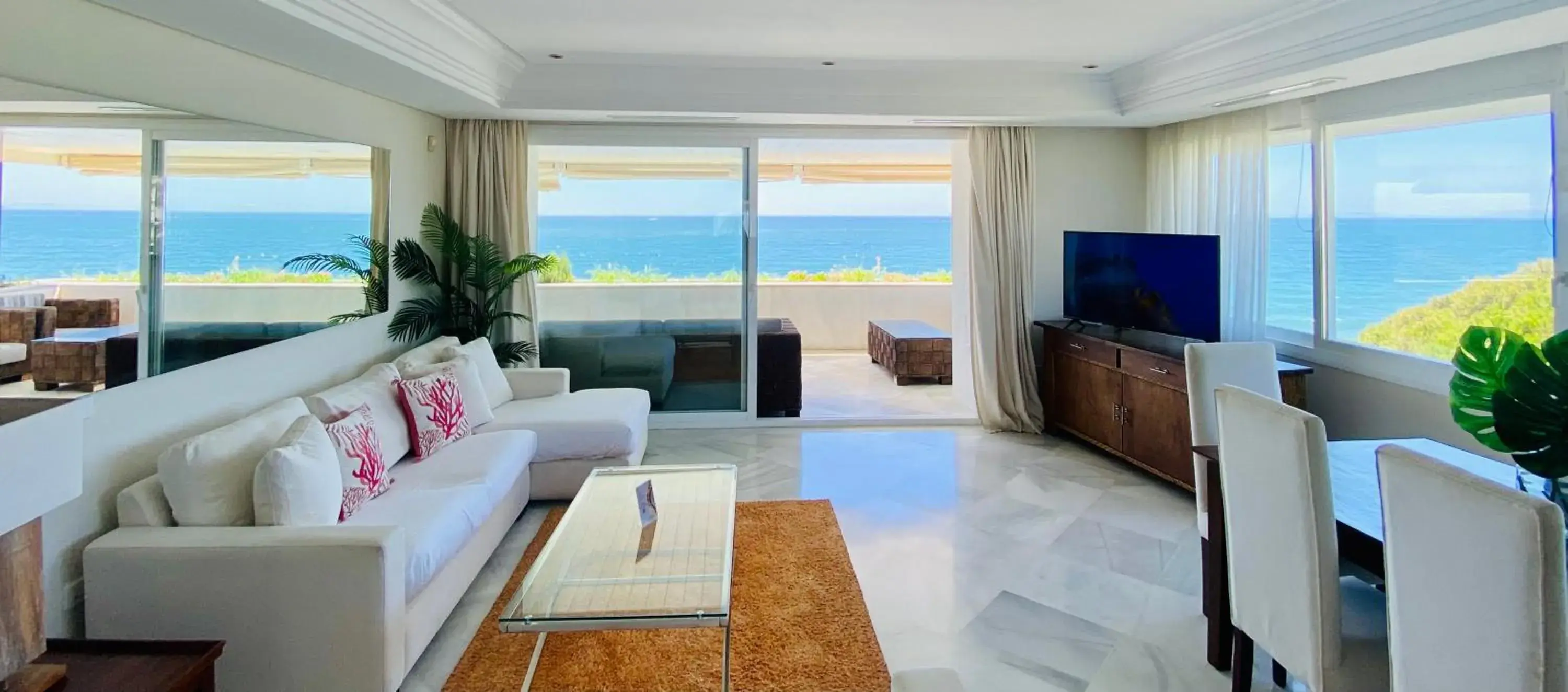 Marina Mariola by Coral Beach Marina Mariola by Coral Beach