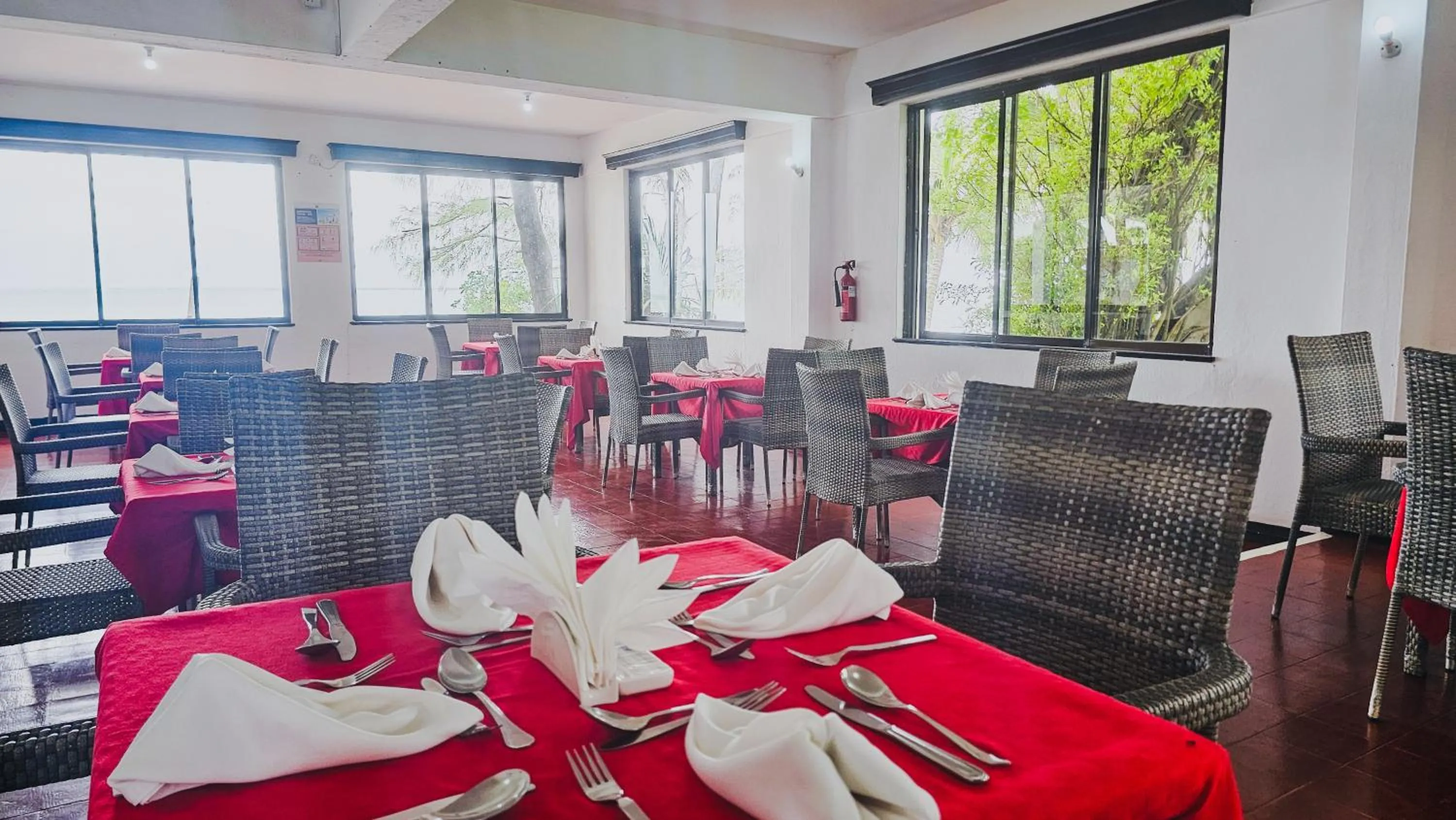 Restaurant/places to eat in Milele Beach Hotel