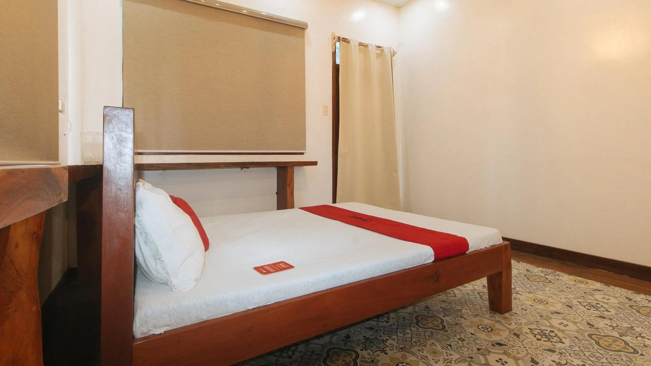 Bed in RedDoorz at Casa Rafaelle Transient Ilocos Sur