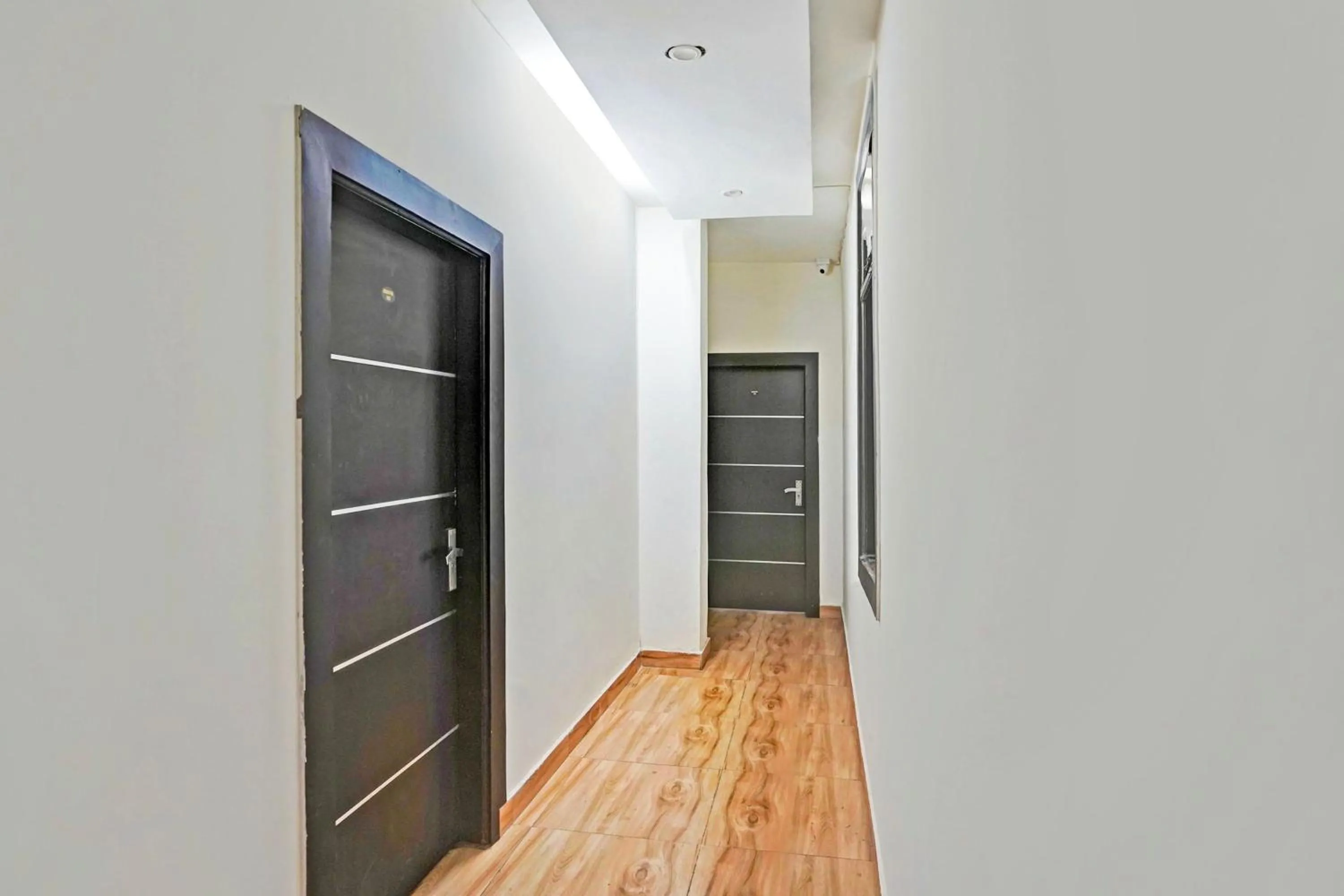 Lobby or reception in Super Hotel O Twamev Residency