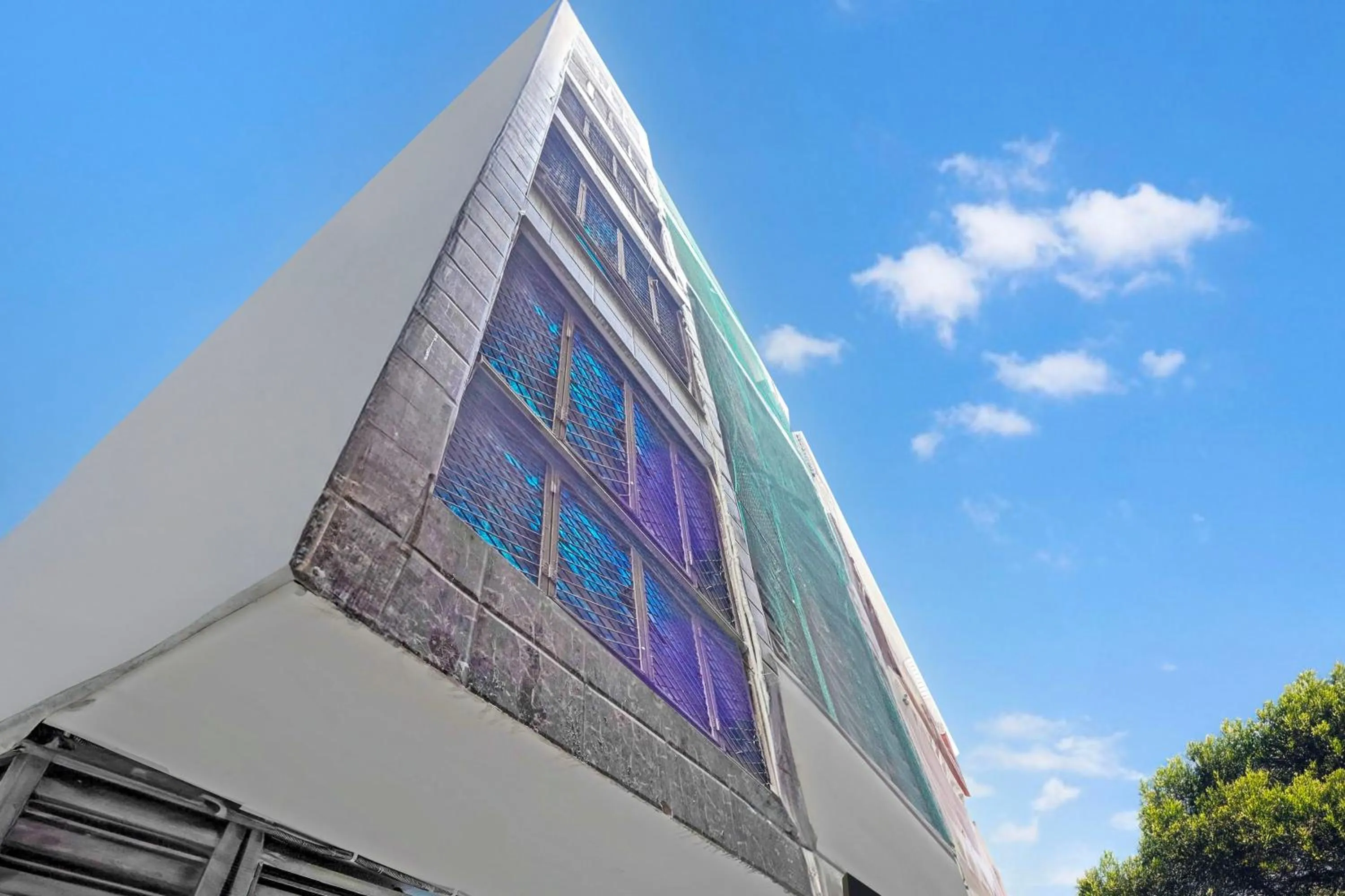 Facade/entrance in Super Hotel O Twamev Residency