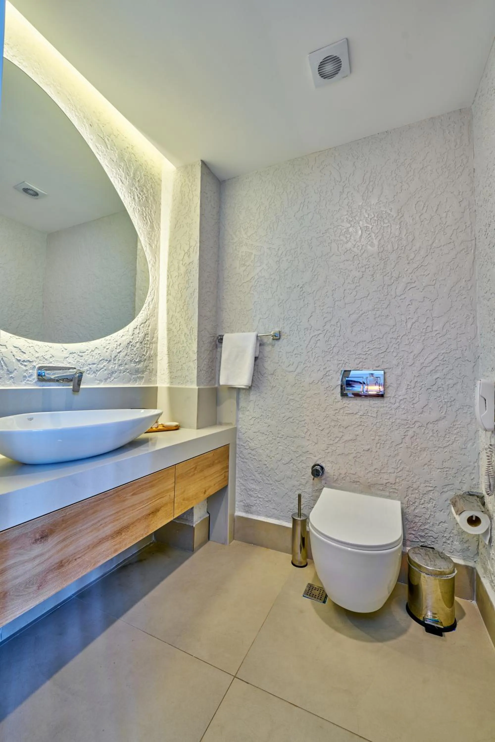 Bathroom in Lilium Boutique Hotel