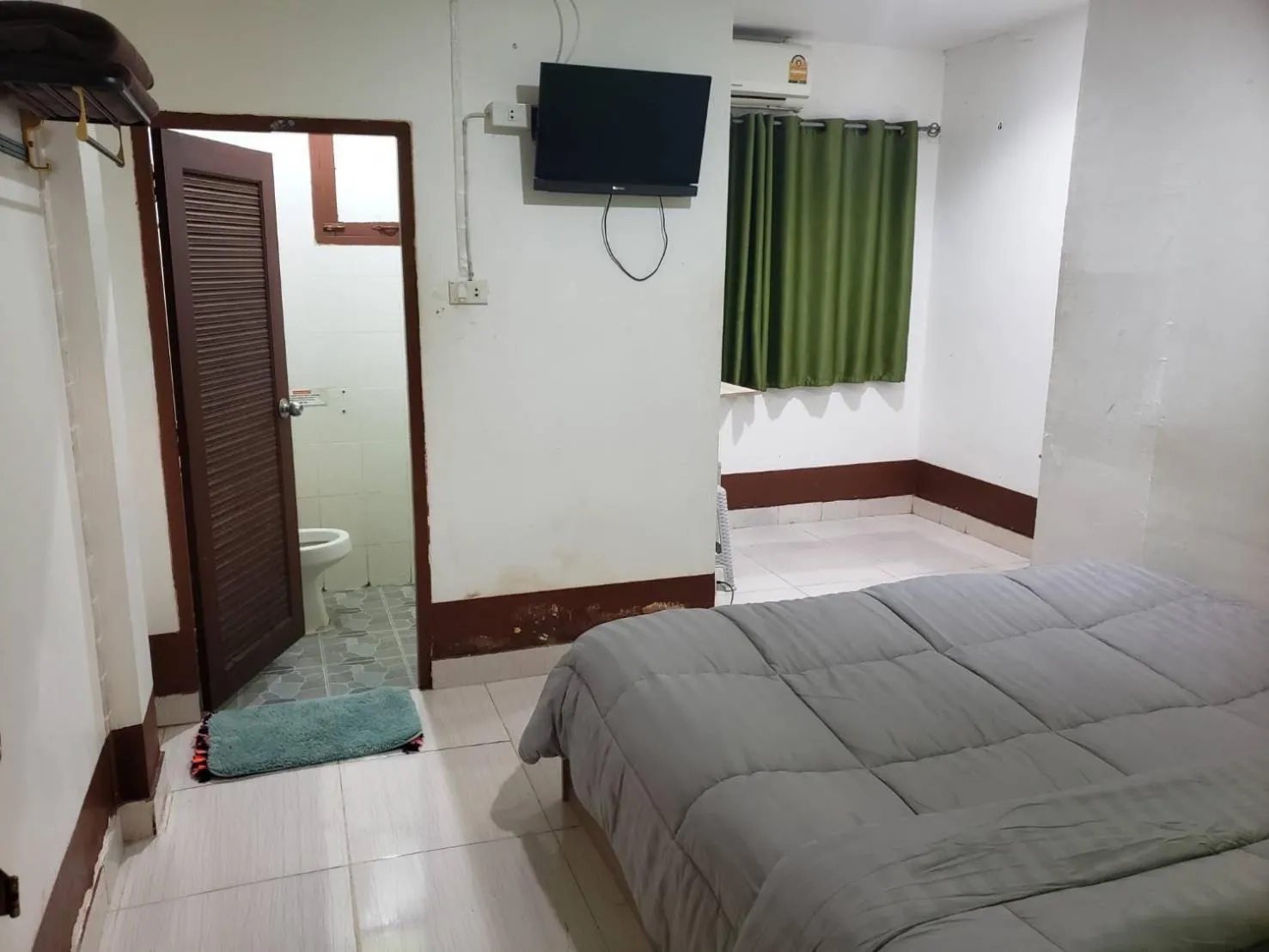 Deluxe Double Room in Lucky Guest House