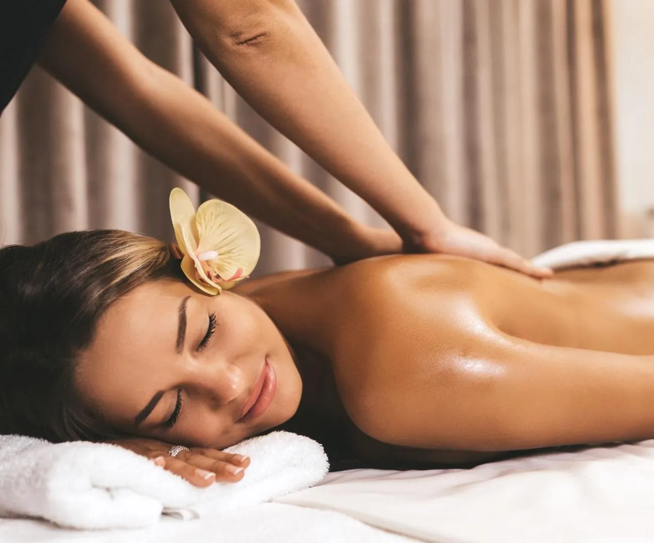 Massage in Kathmandu Business Hotel