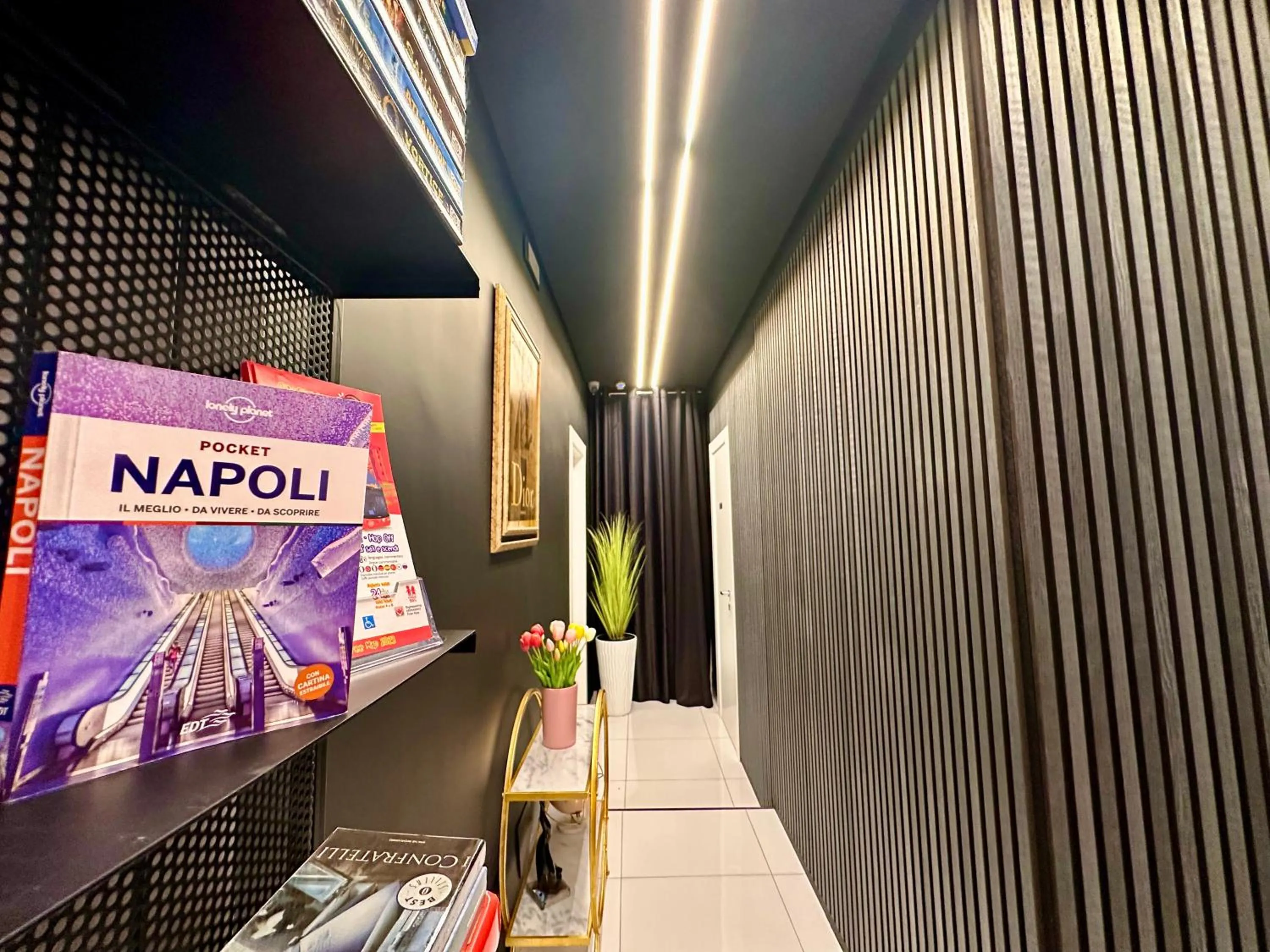 Lobby or reception in Elegance Rooms Spaccanapoli