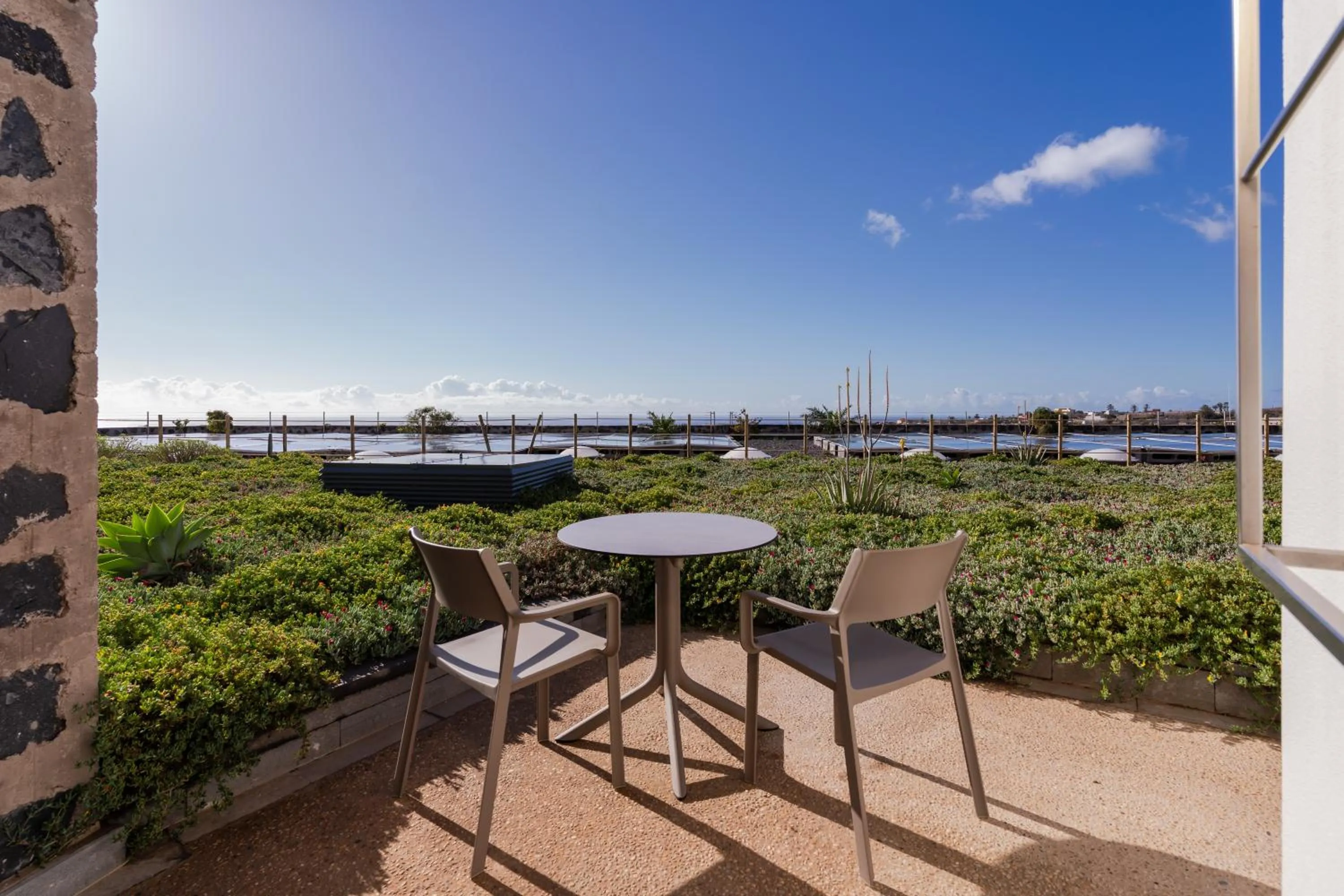 Garden in BANCAL HOTEL and SPA