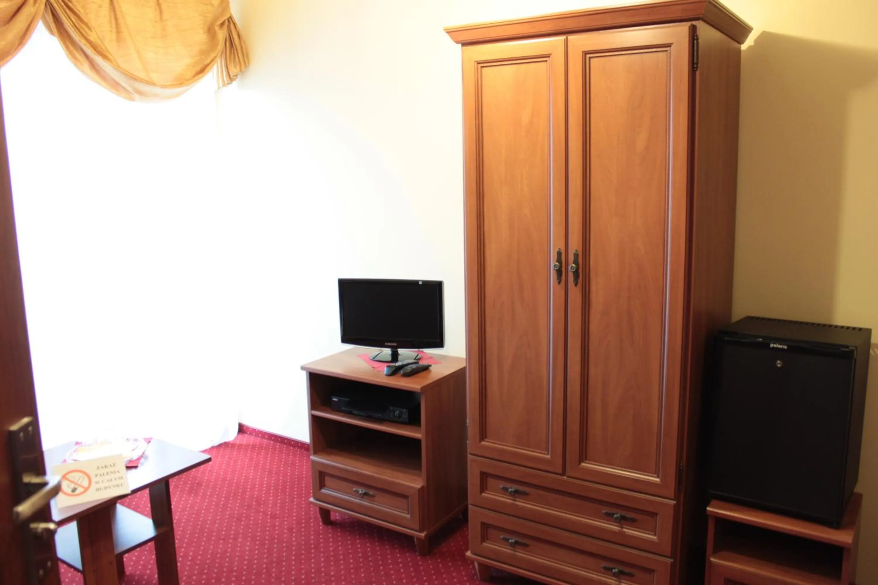 Photo of the whole room in Zajazd Skorpion B&B