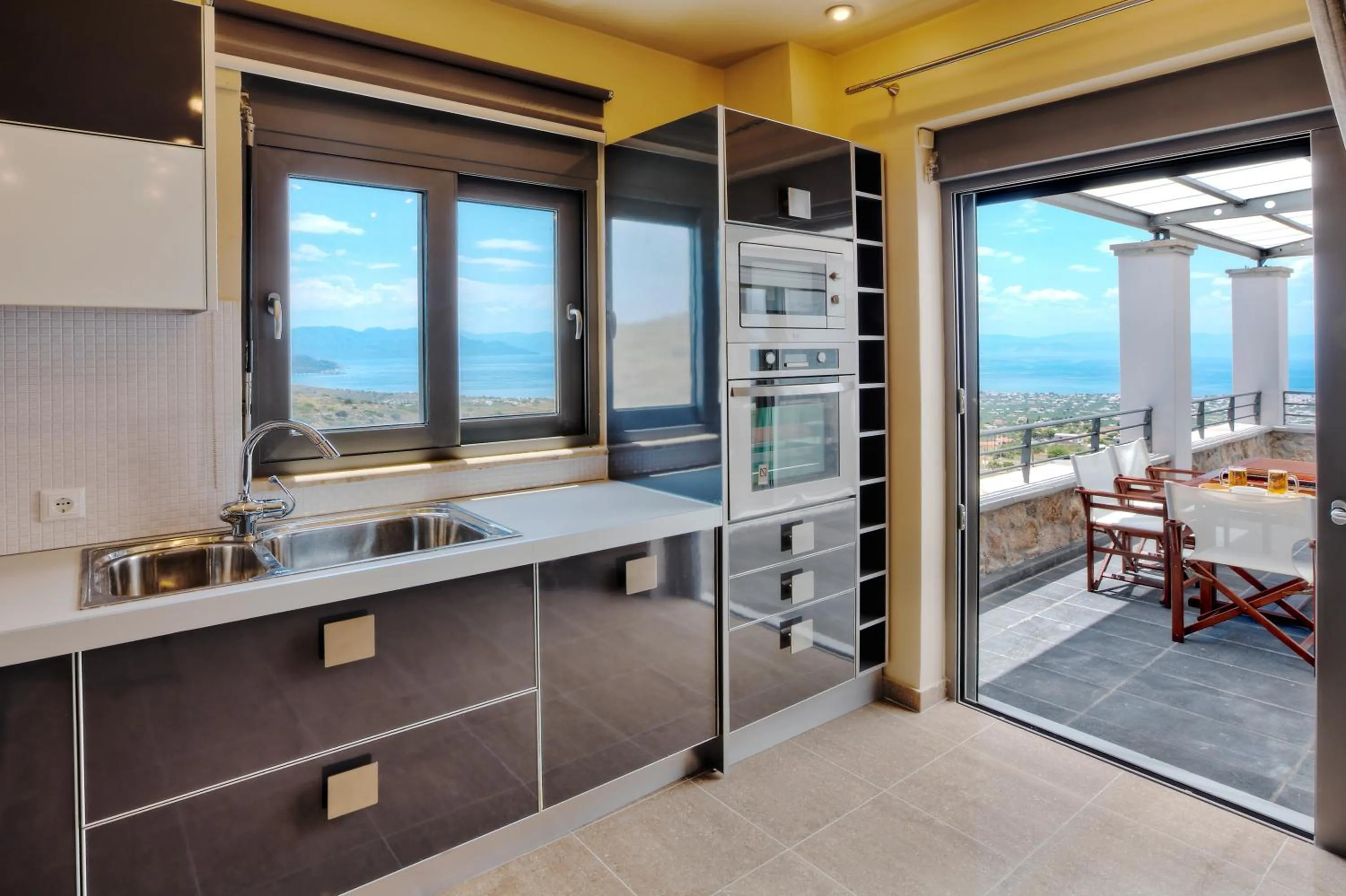 Kitchen or kitchenette in Marini Luxury Apartments and Suites