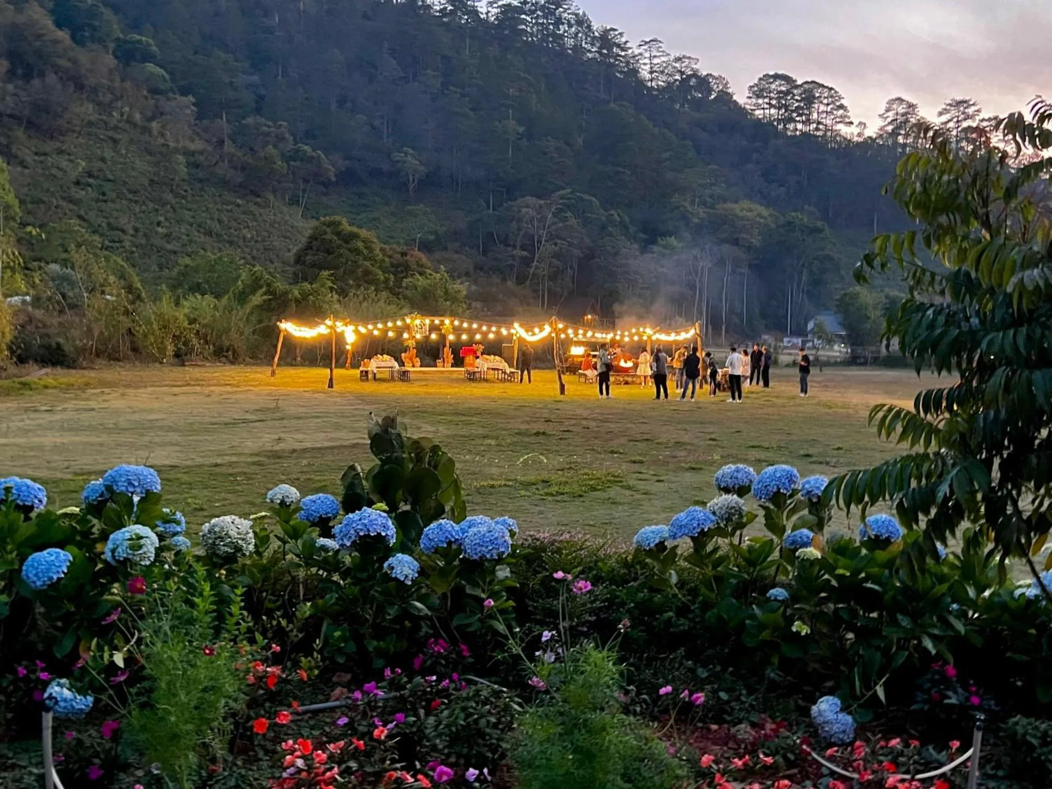 BBQ facilities in Lat Valley Retreat Village