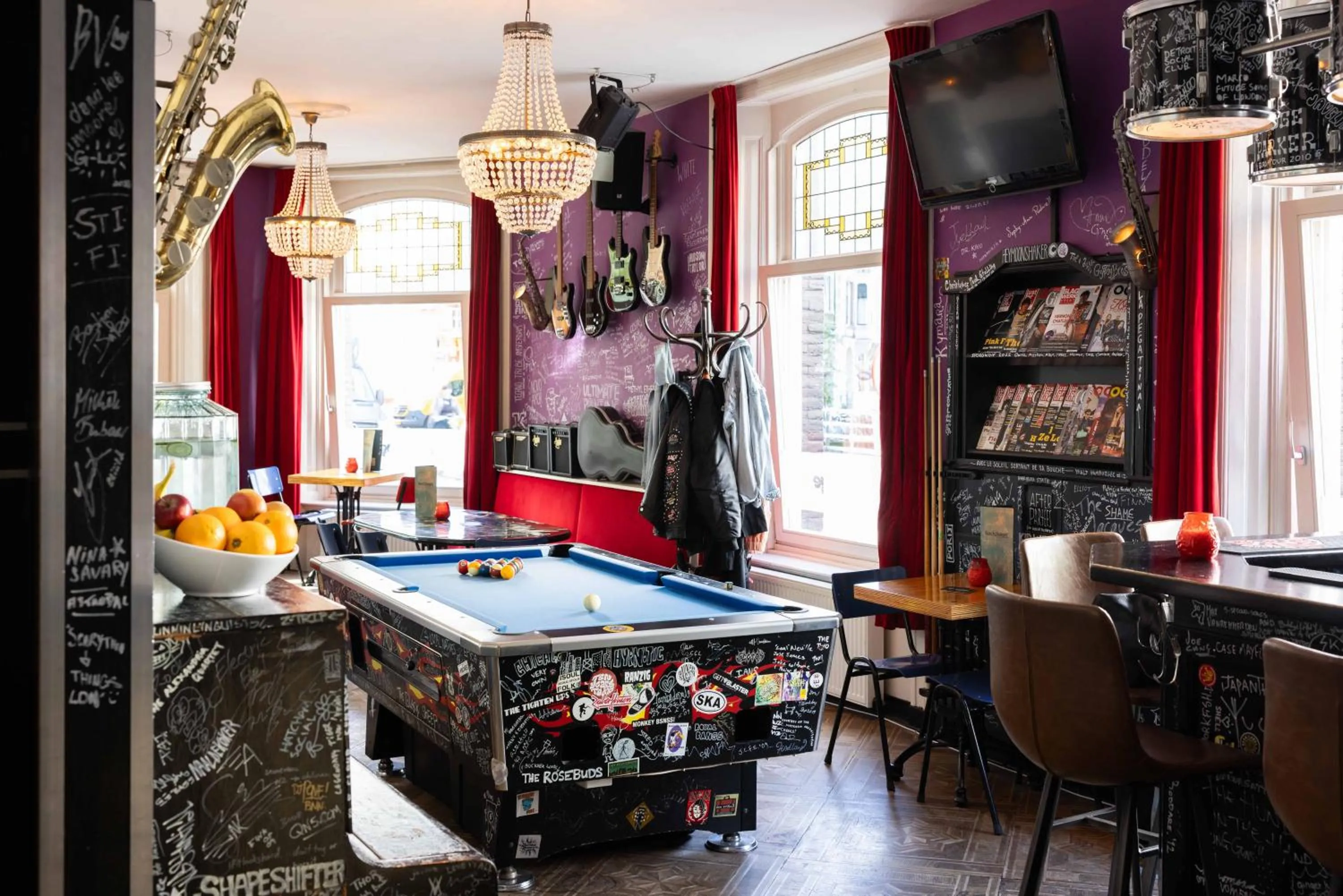 Billiard in Backstage Hotel Amsterdam