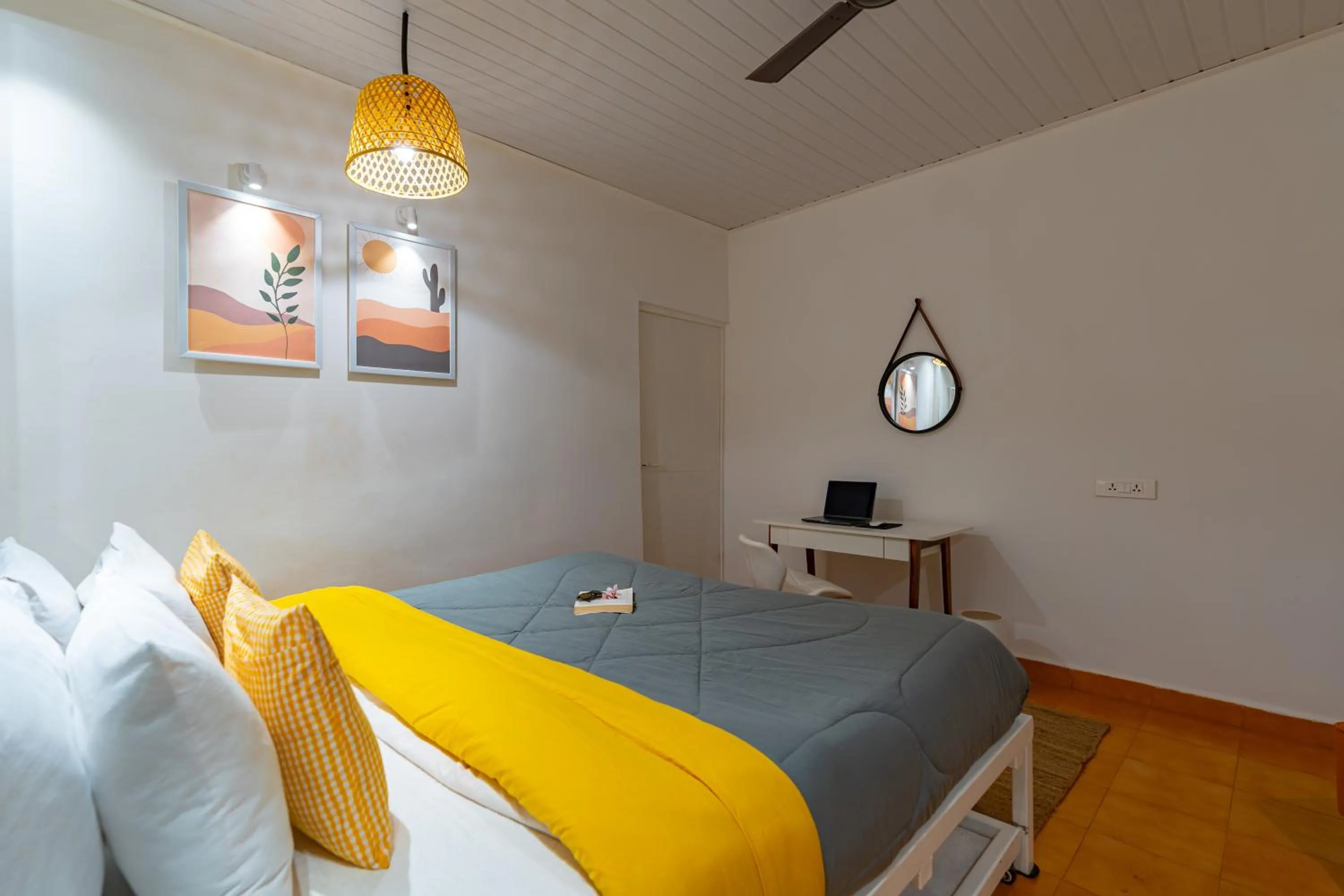 Bed in Whoopers Party Hostel, Palolem