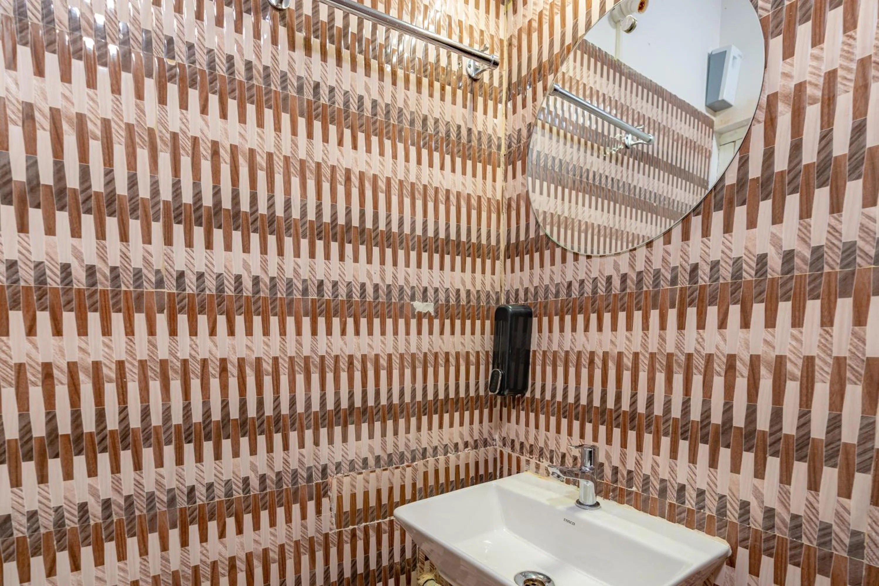 Whoopers Party Hostel, Palolem